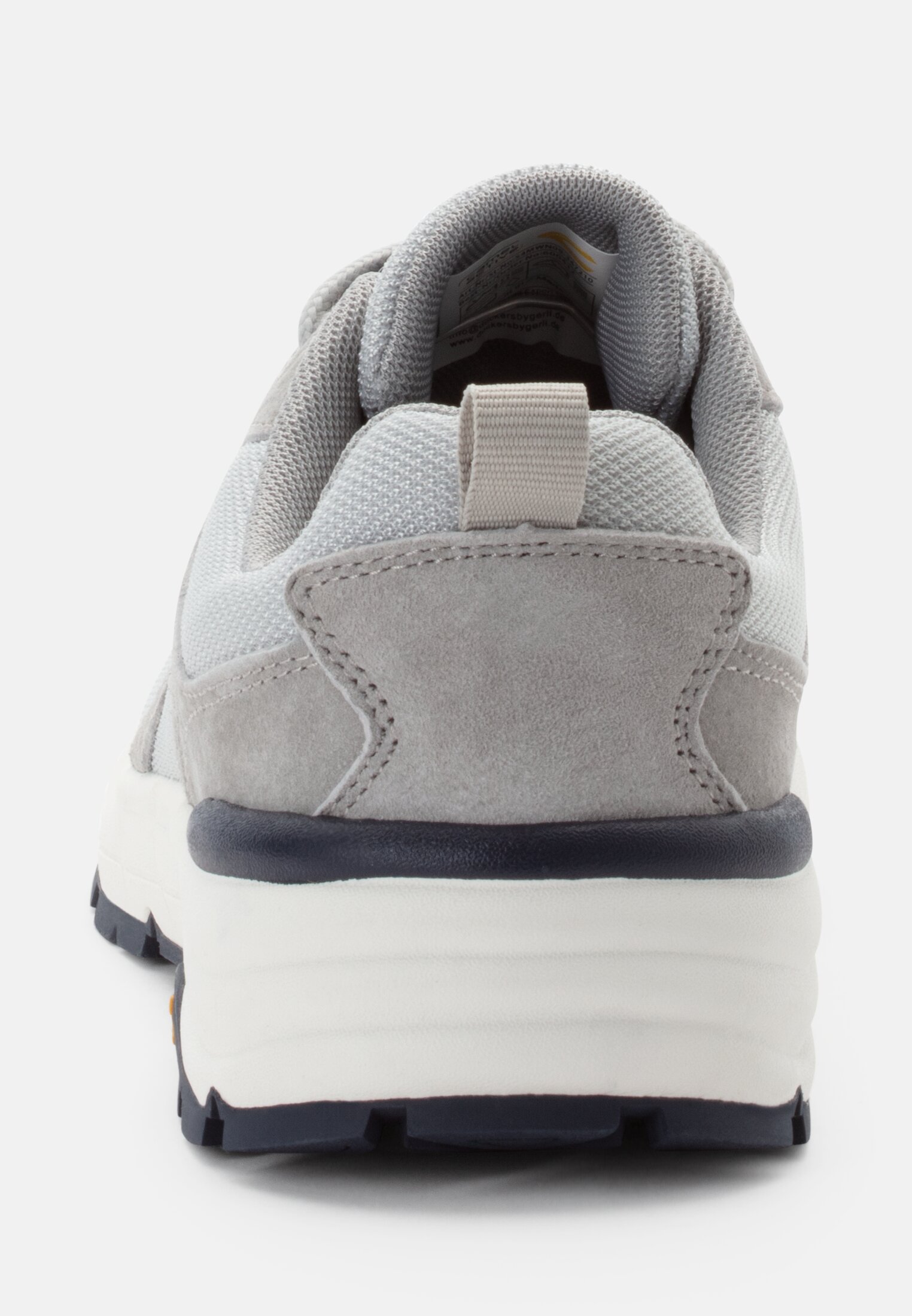 Damen Sneaker aus Nubukleder Grau vorne nah