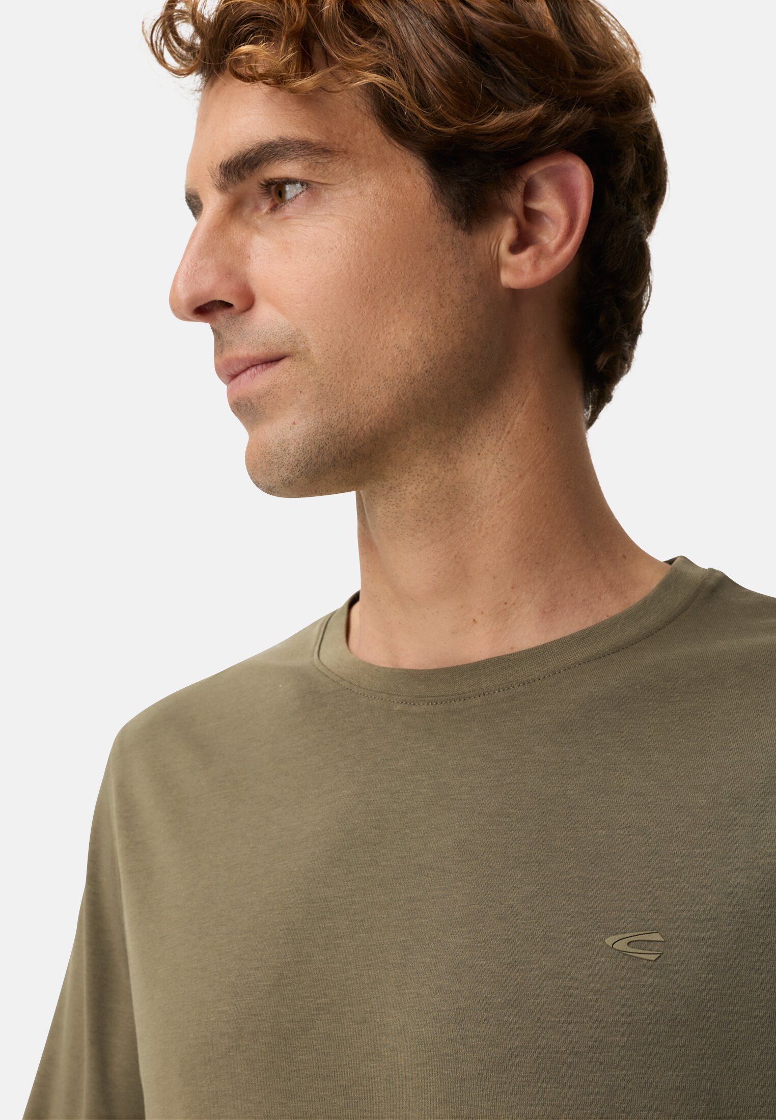 Heren fleXXXactive® Longsleeve met ronde hals Olijfgroen gedragen detail dichtbij  