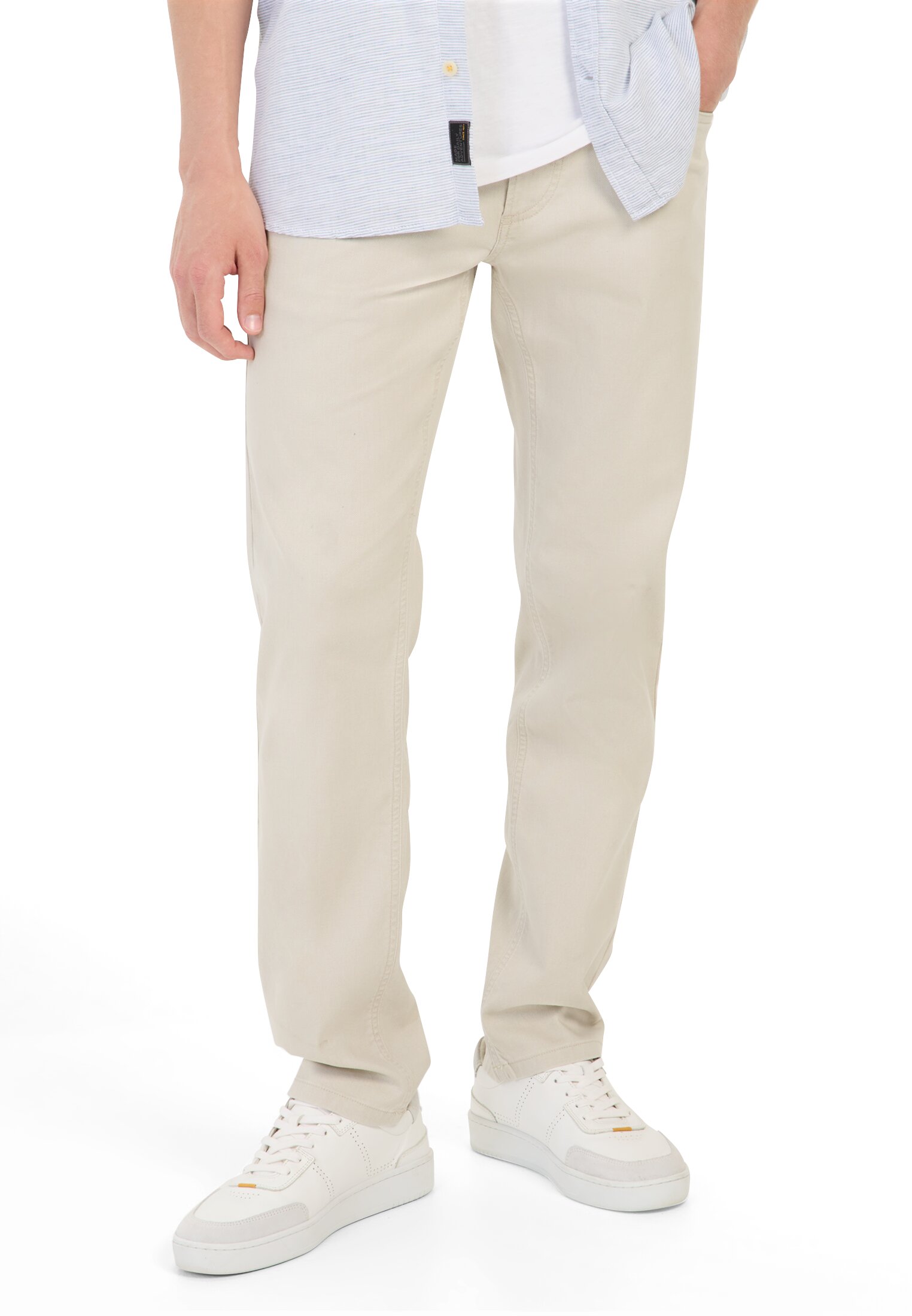 Men Regular Fit 5-pocket trousers Beige worn front