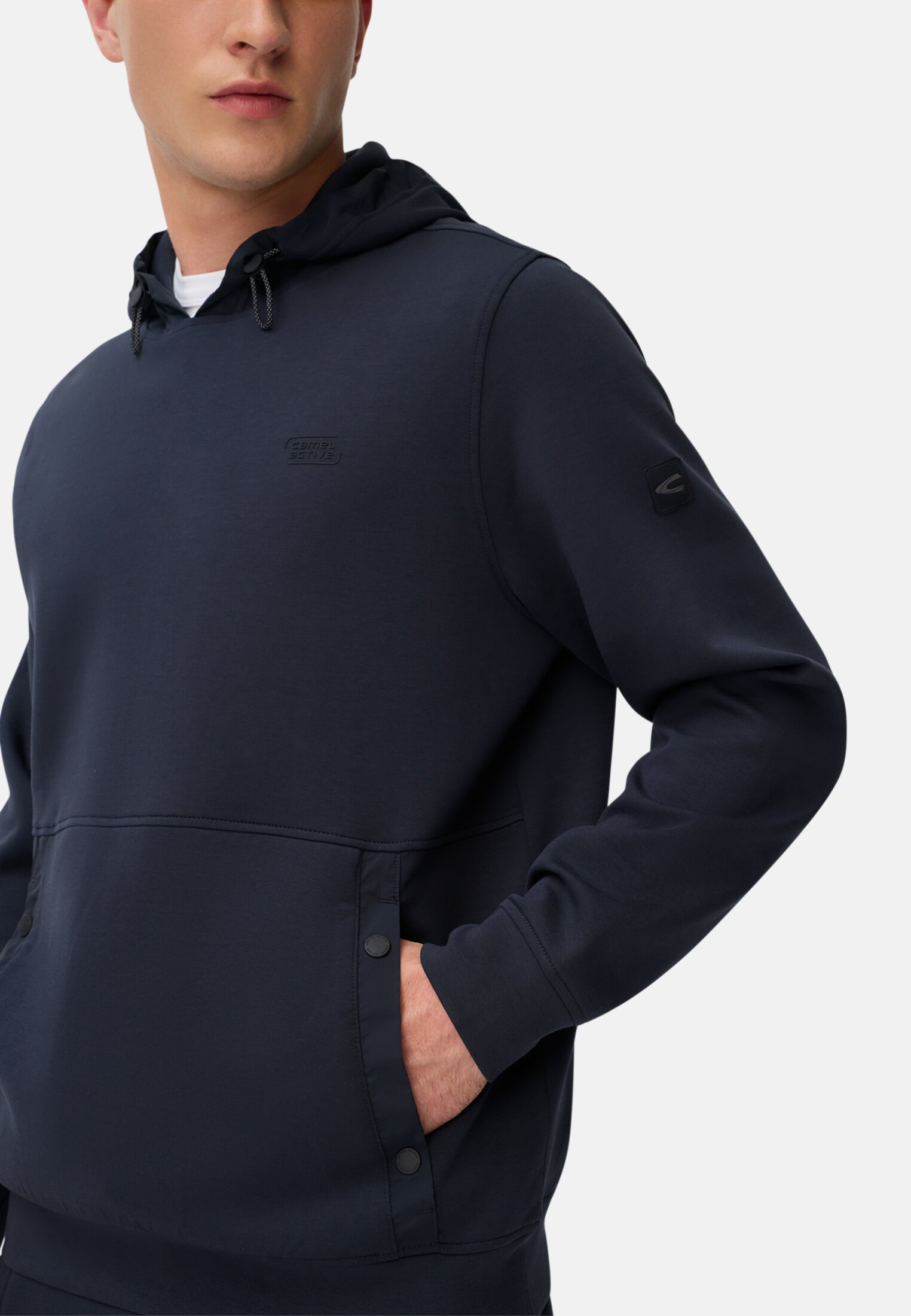 Heren fleXXXactive® Hoody met verstelbare capuchon Marineblauw gedragen detail dichtbij  