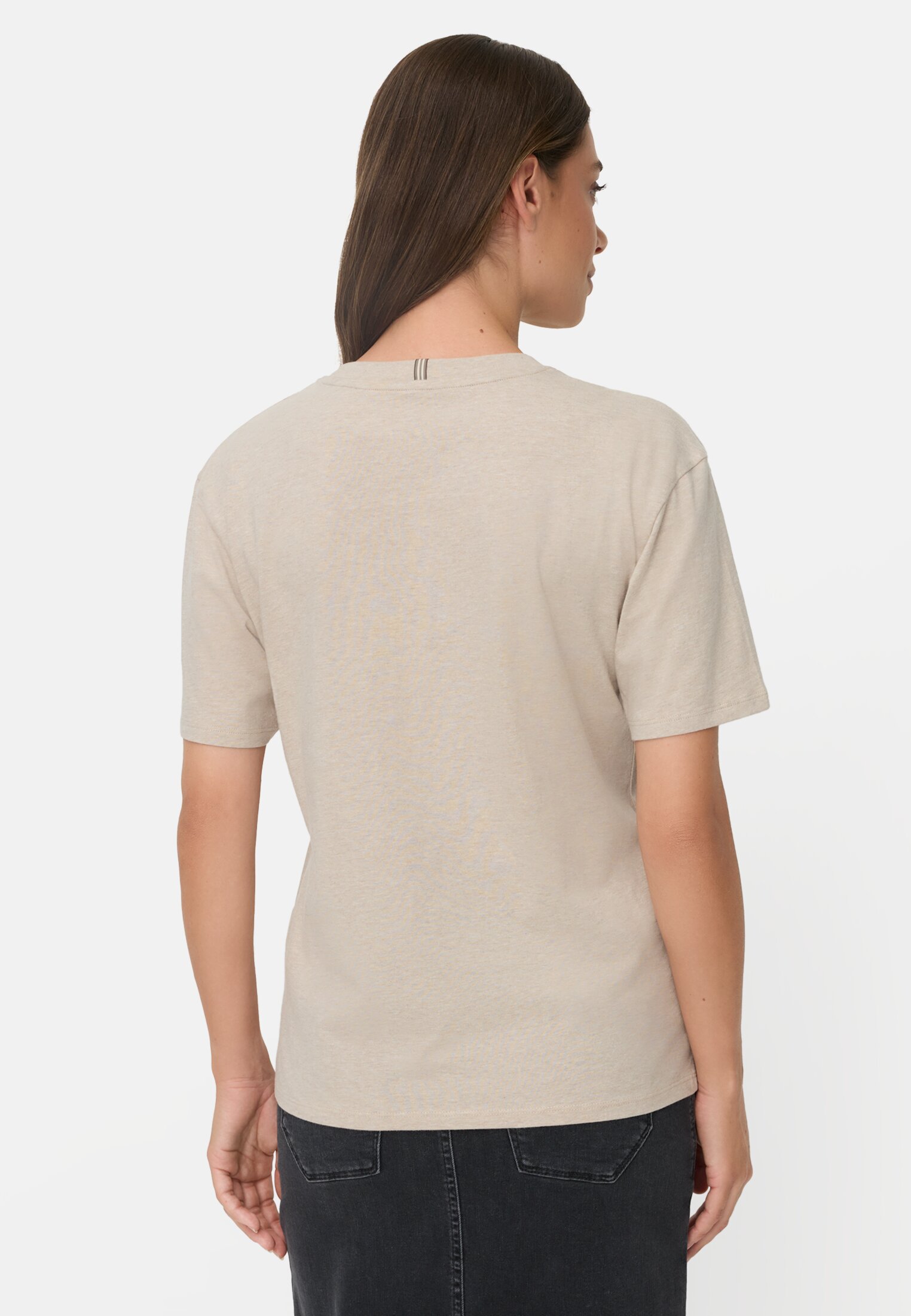Women Printed T-shirt made of 100% cotton Beige worn back