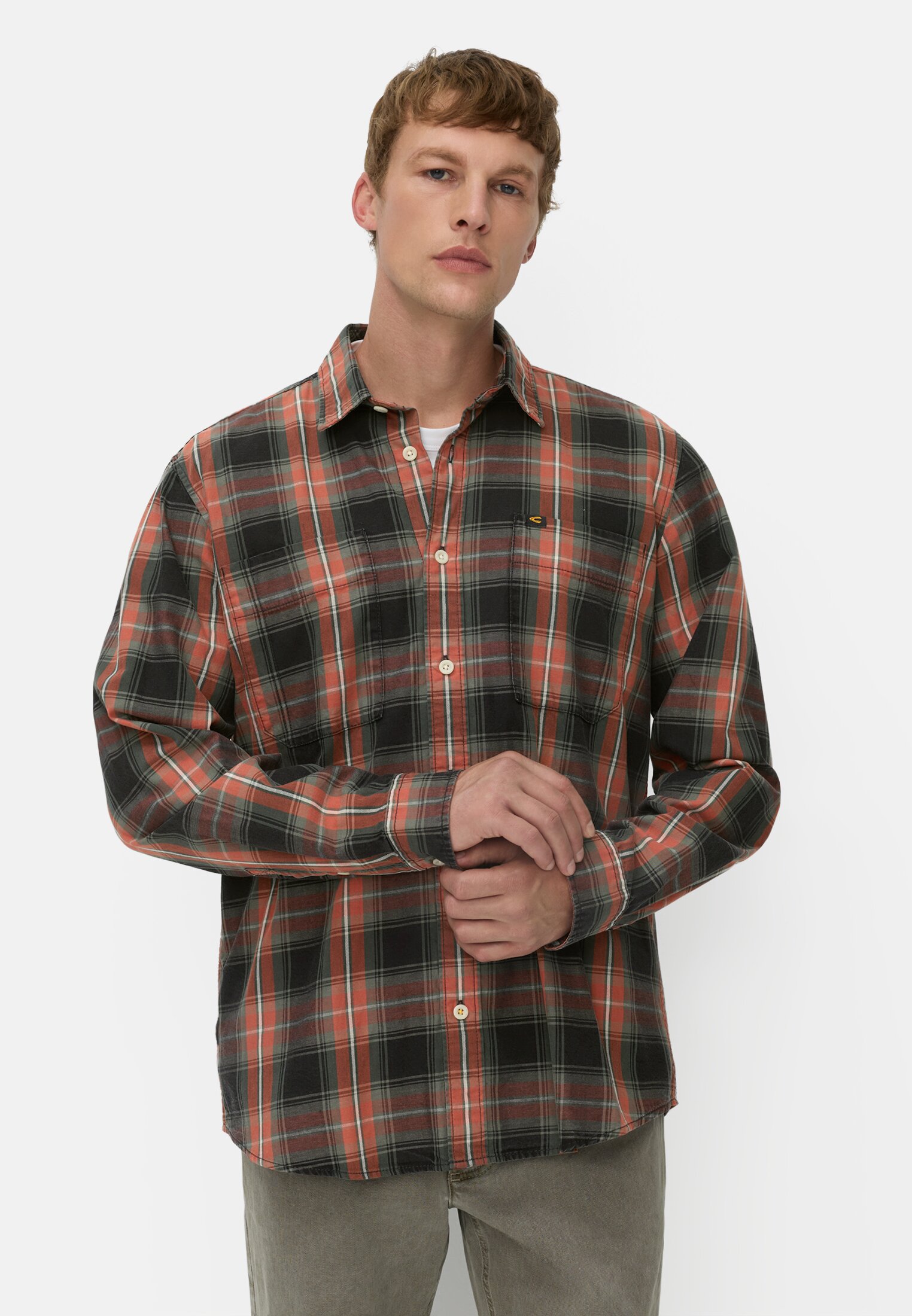 Heren Shirt met lange mouwen en borstzakken Kaneel gedragen voor