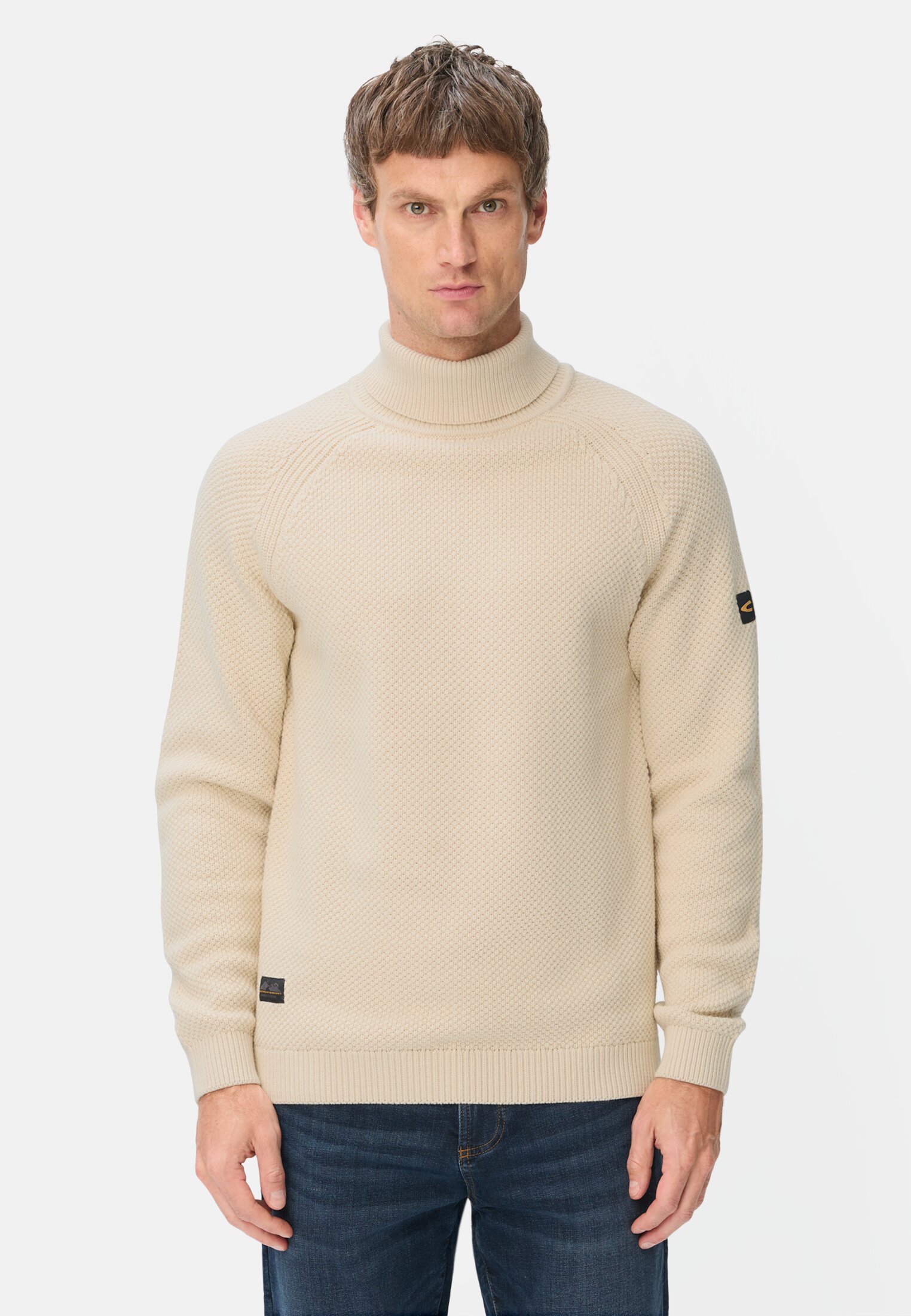 Men Turtleneck sweater with ribbed cuffs Beige worn front