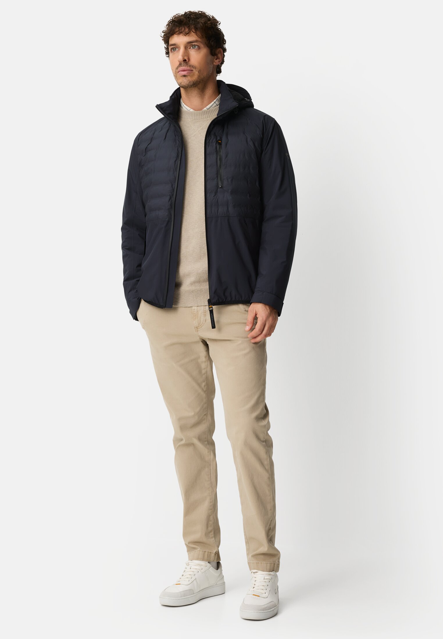 Heren teXXXactive® jas met afneembare capuchon Marineblauw gedragen voor lichaam compleet 