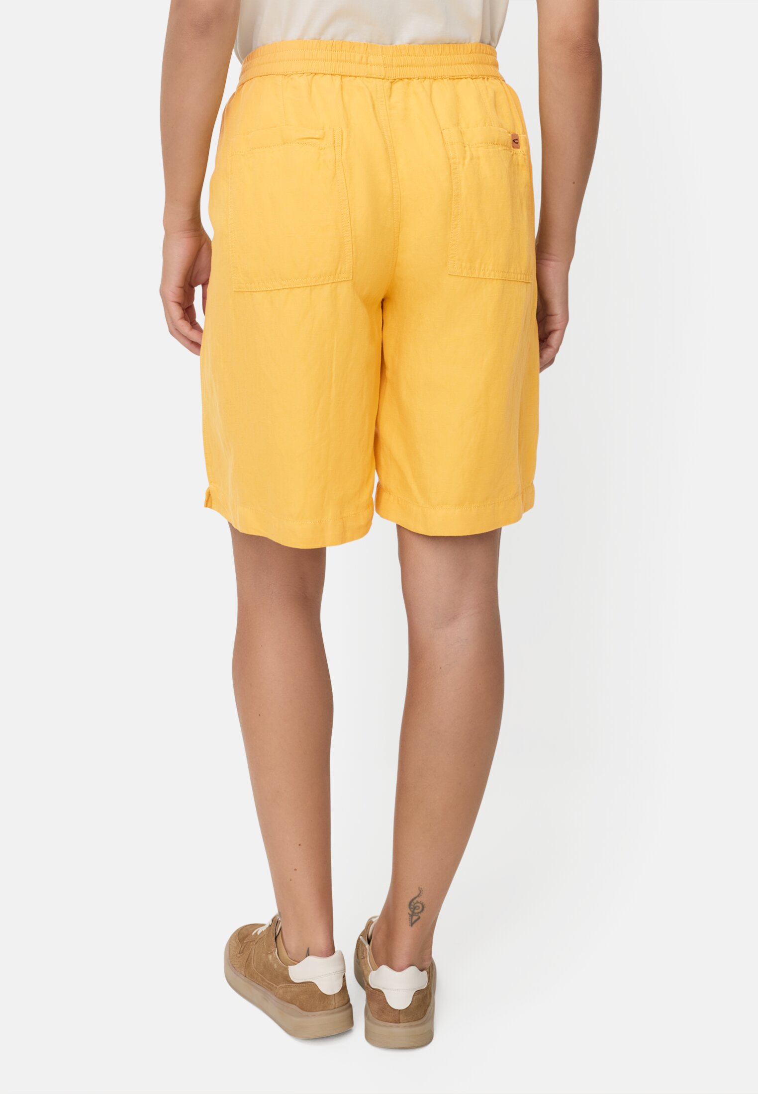 Damen Bermuda Shorts mit Tunnelzug Gelb getragen hinten