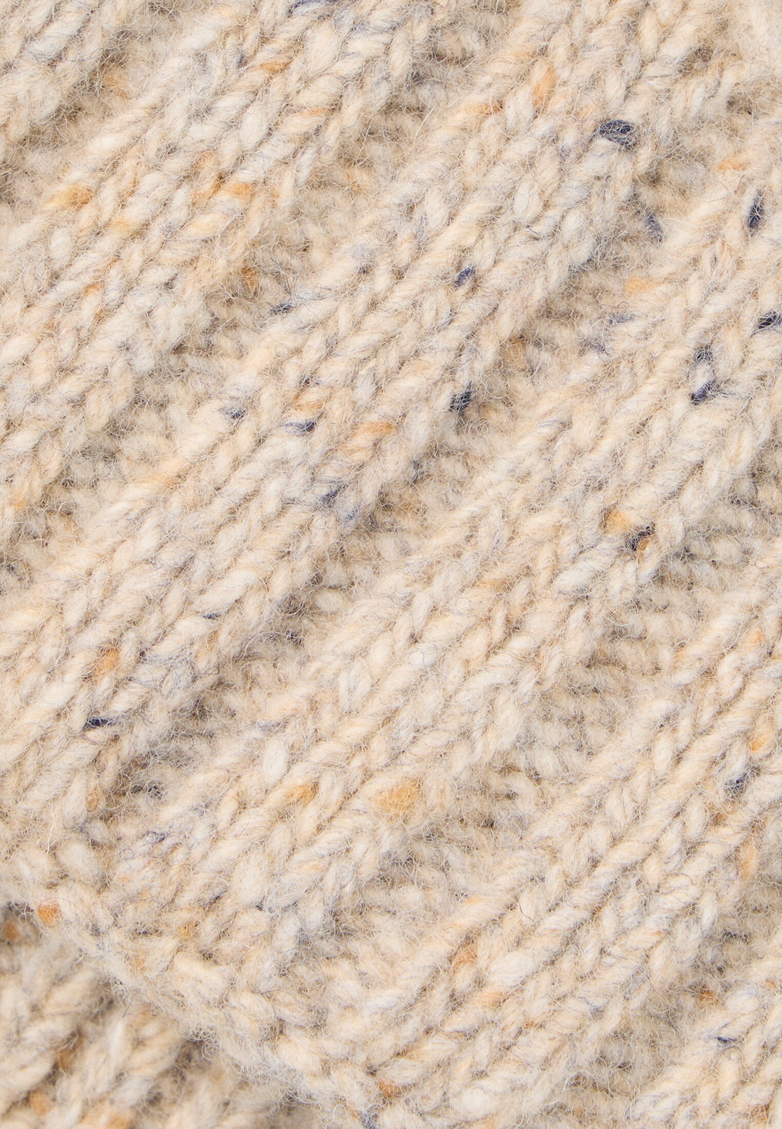 Men Warm knit hat with cuff Beige frontal top