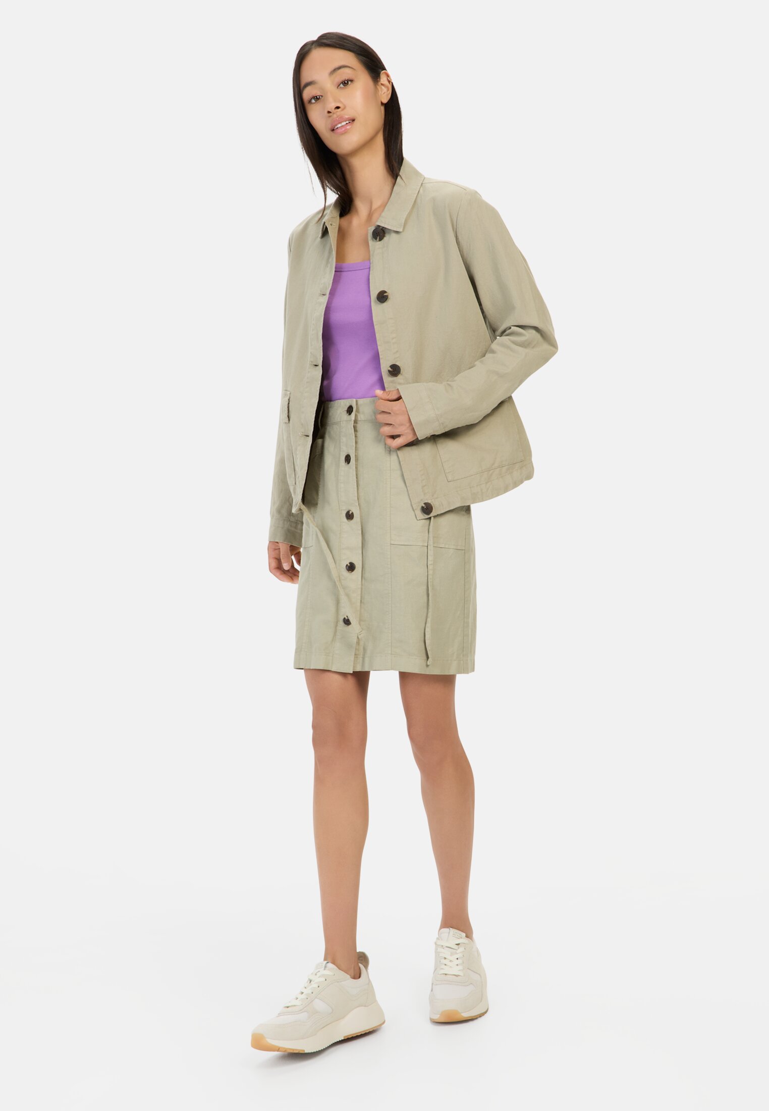 Women Lightweight blazer made from a linen blend Beige worn front full body