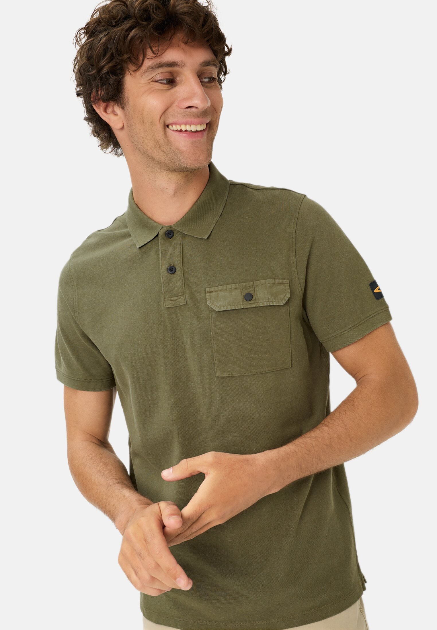 Men Polo shirt made of pure cotton Olive Green worn emotional