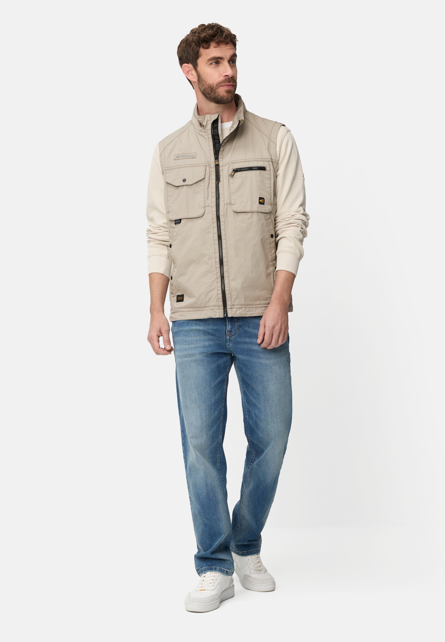Men Outdoor vest with inner pockets Beige worn front full body