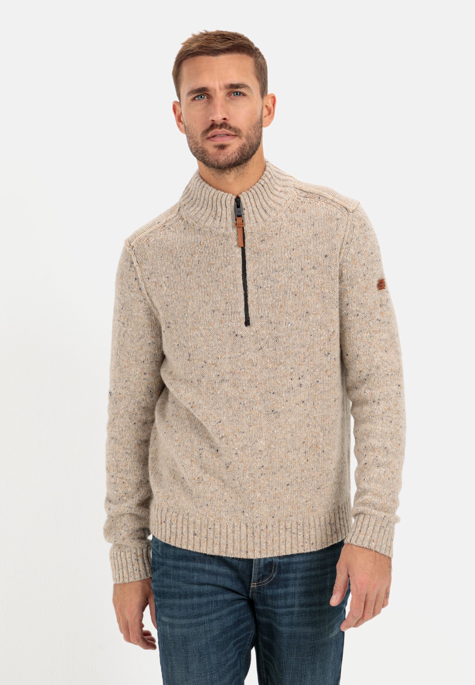 MI_409585-2K39-19_M0-00 Herren Stricktroyer mit Merinowolle Beige Braun getragen vorn