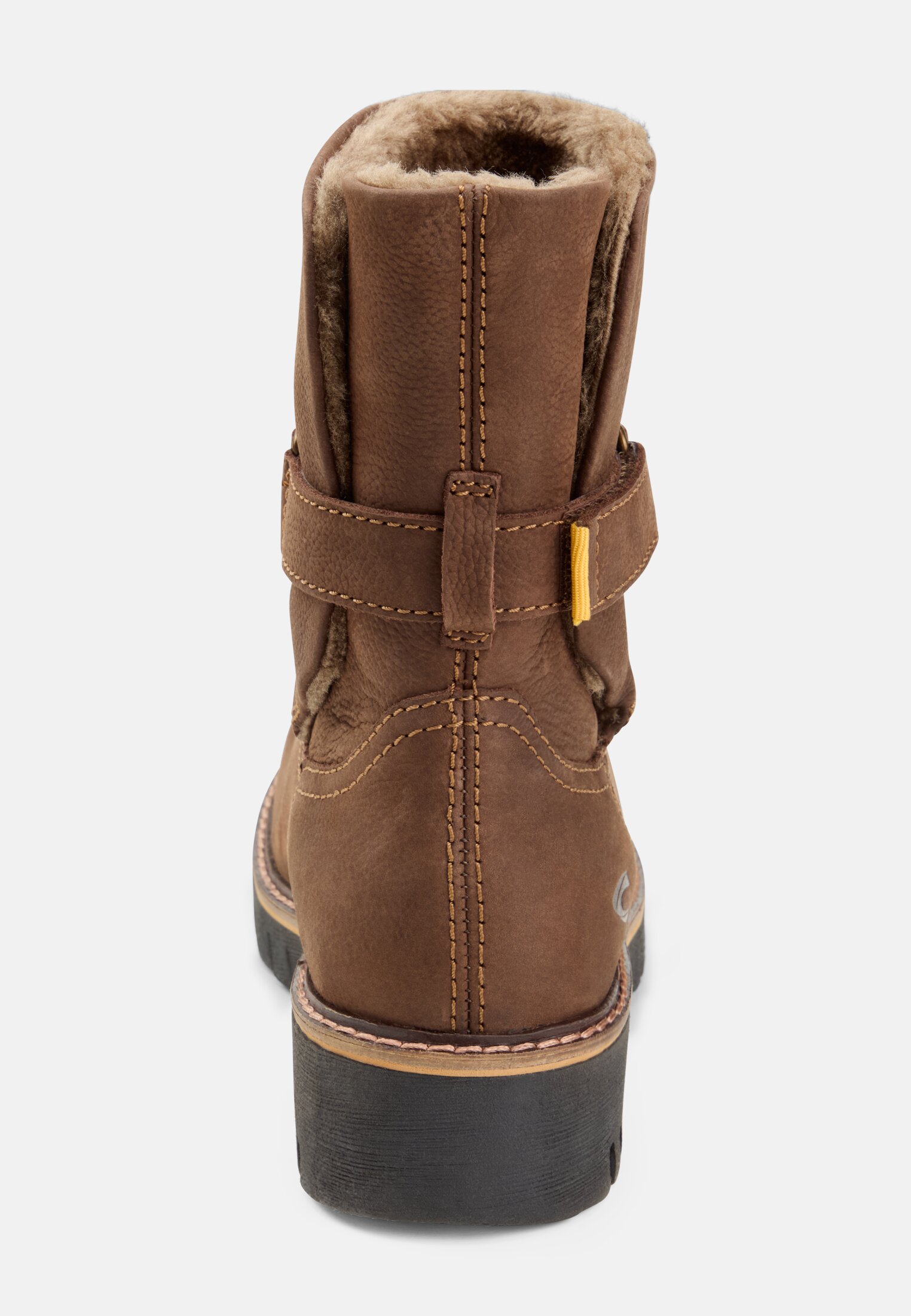 Damen Schlupfschuh mit robuster Gummisohle Braun vorne nah