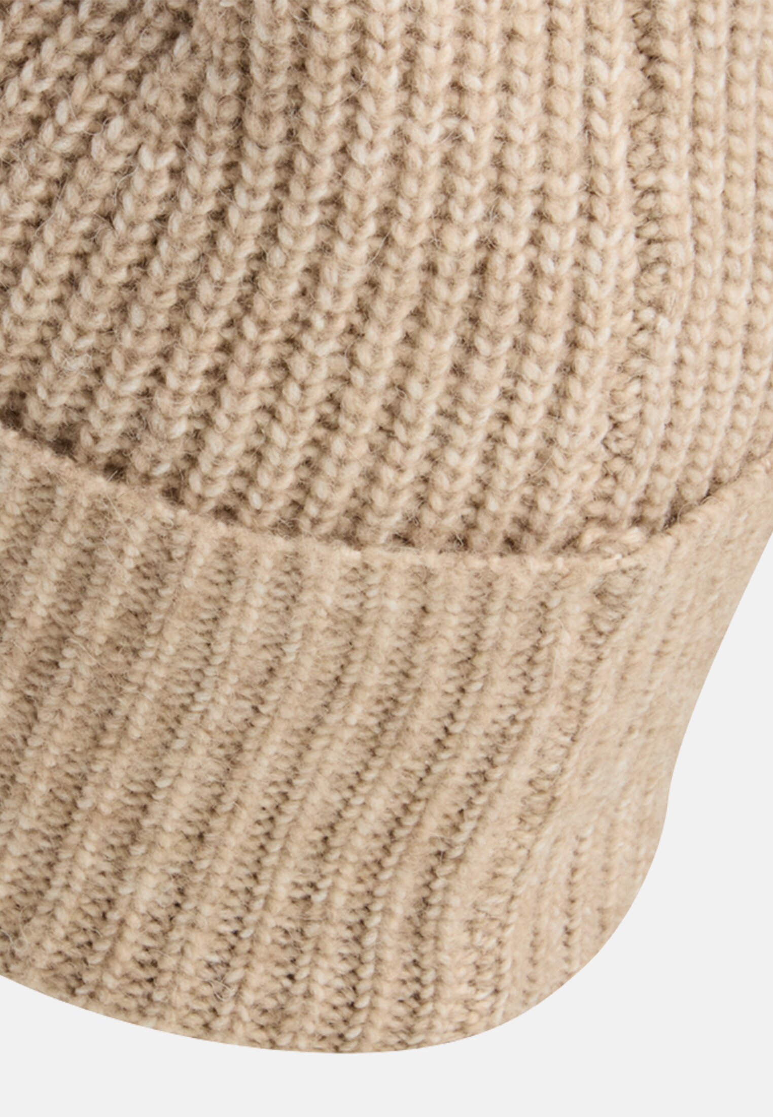 Women Knit beanie in soft material Caramel close back