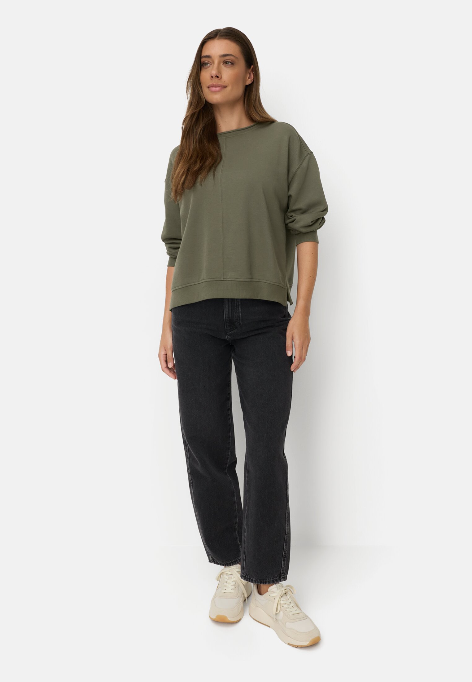Damen Sweatshirt aus Baumwollgemisch Dunkelgrün getragen vorne Ganzkörper