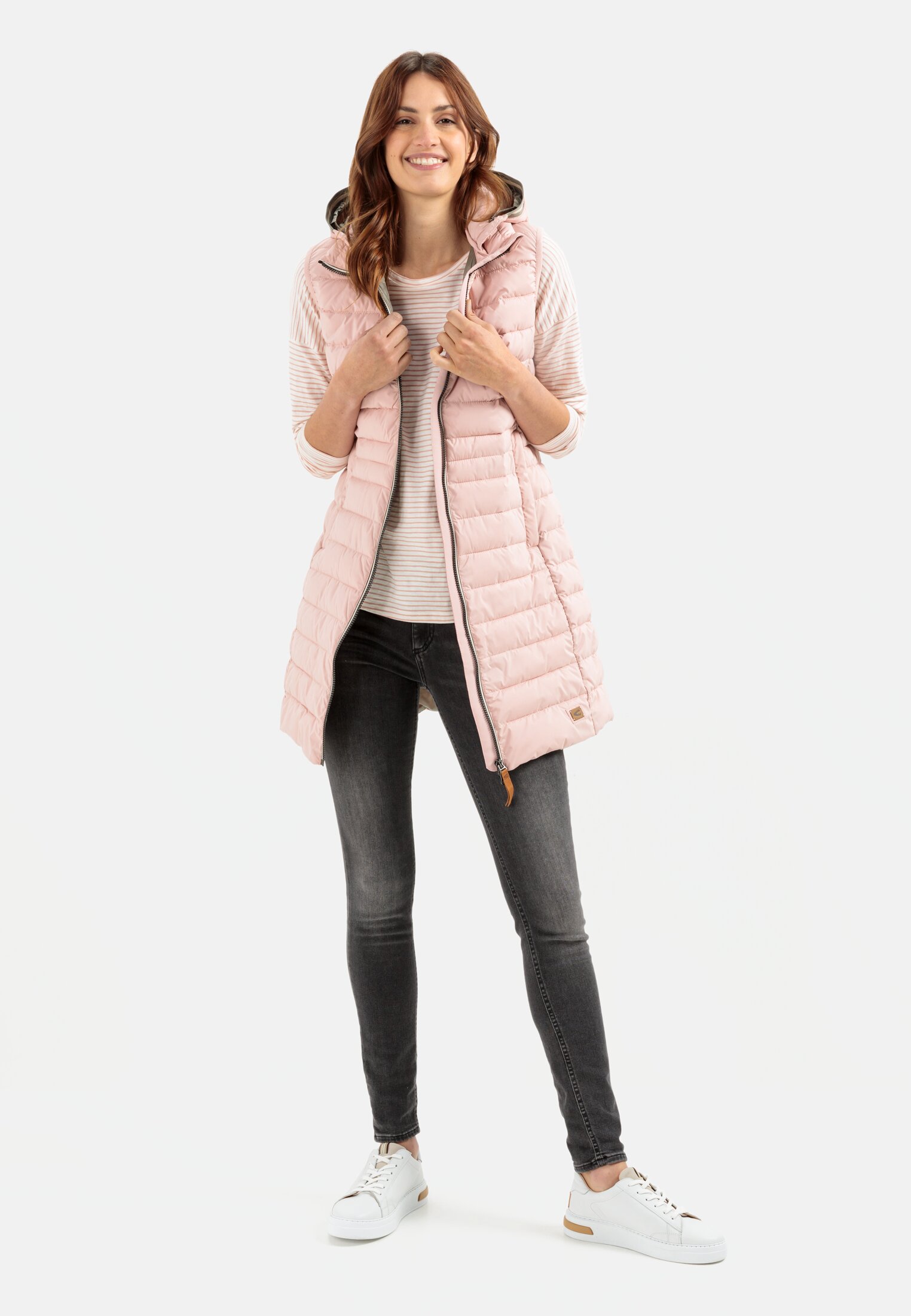 Damen Langarmshirt aus Organic Cotton Rosa getragen vorne Ganzkörper