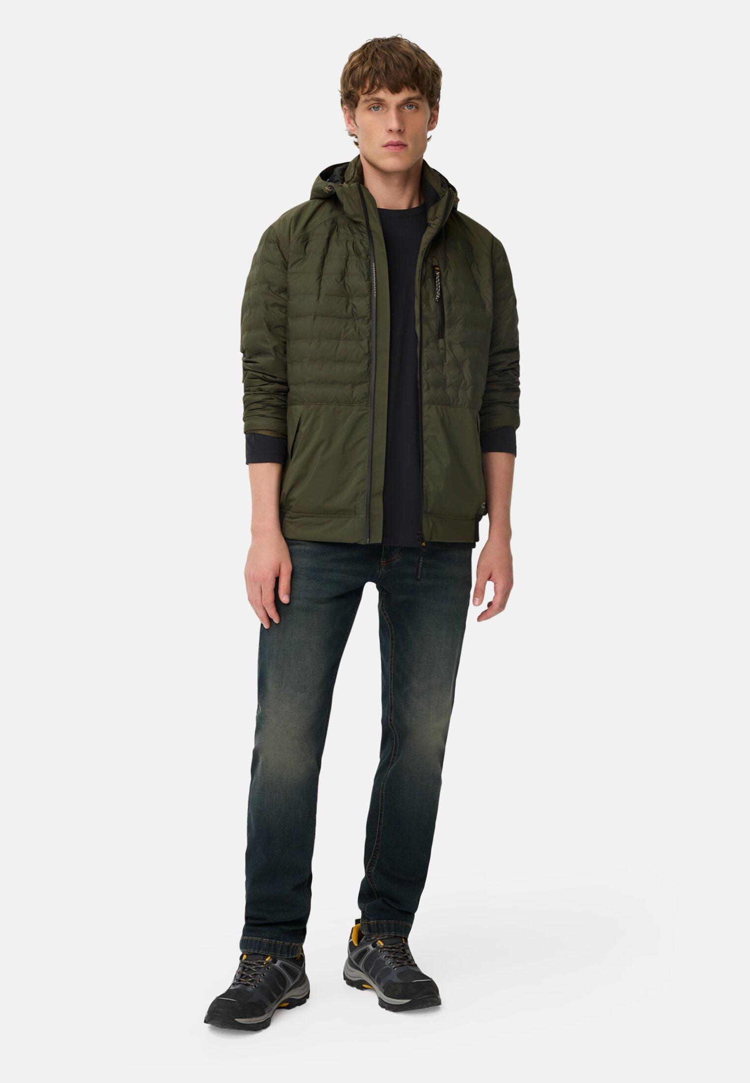 Herren teXXXactive® Blouson mit abnehmbarer Kapuze Waldgrün getragen vorne Ganzkörper