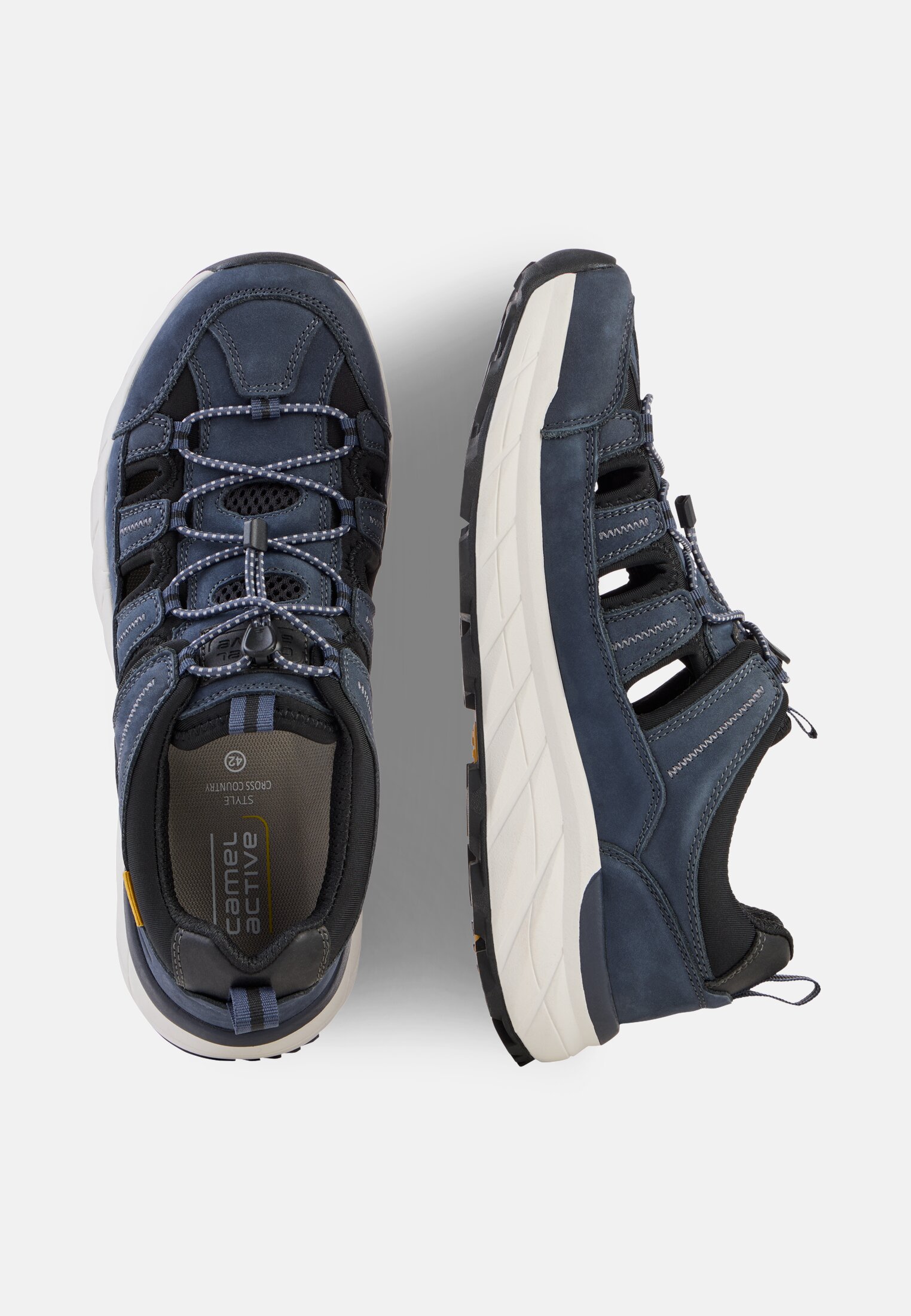 Men Casual shoe with elastic lacing Blue frontal top