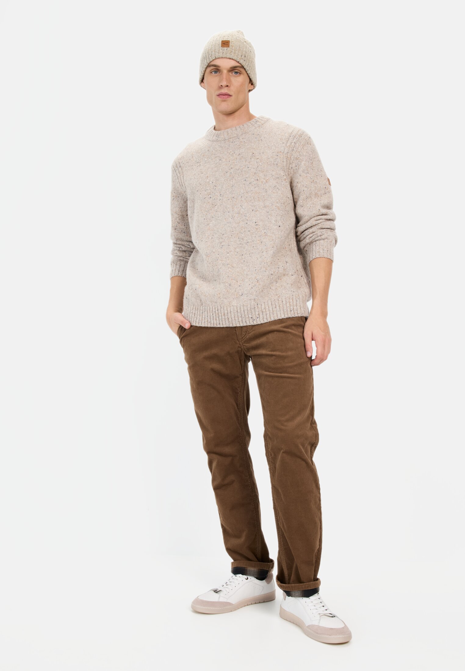 Men Relaxed fit corduroy chinos with thermal lining Brown