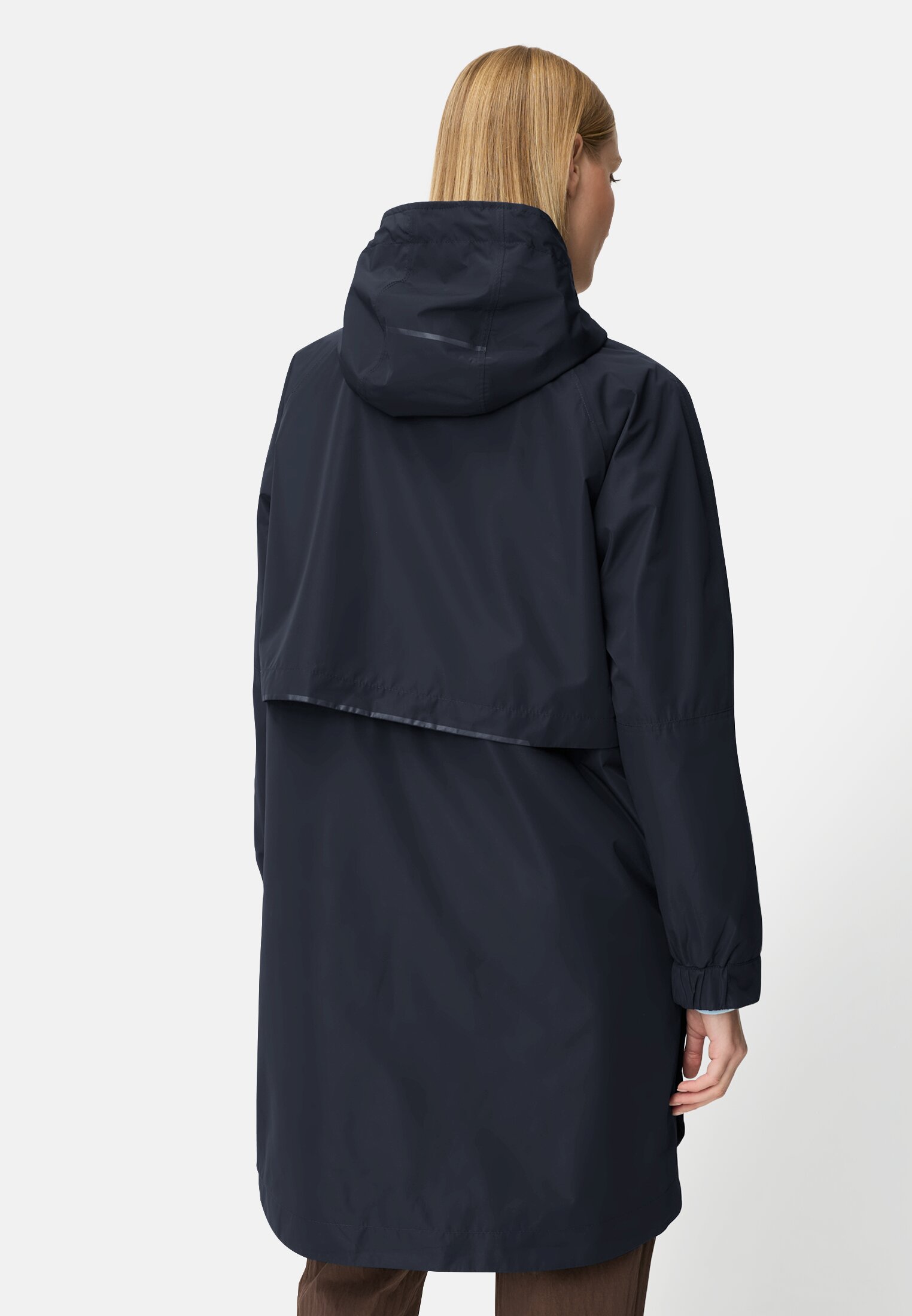 Damen teXXXactive® Mantel mit Innentaschen Navyblau getragen hinten