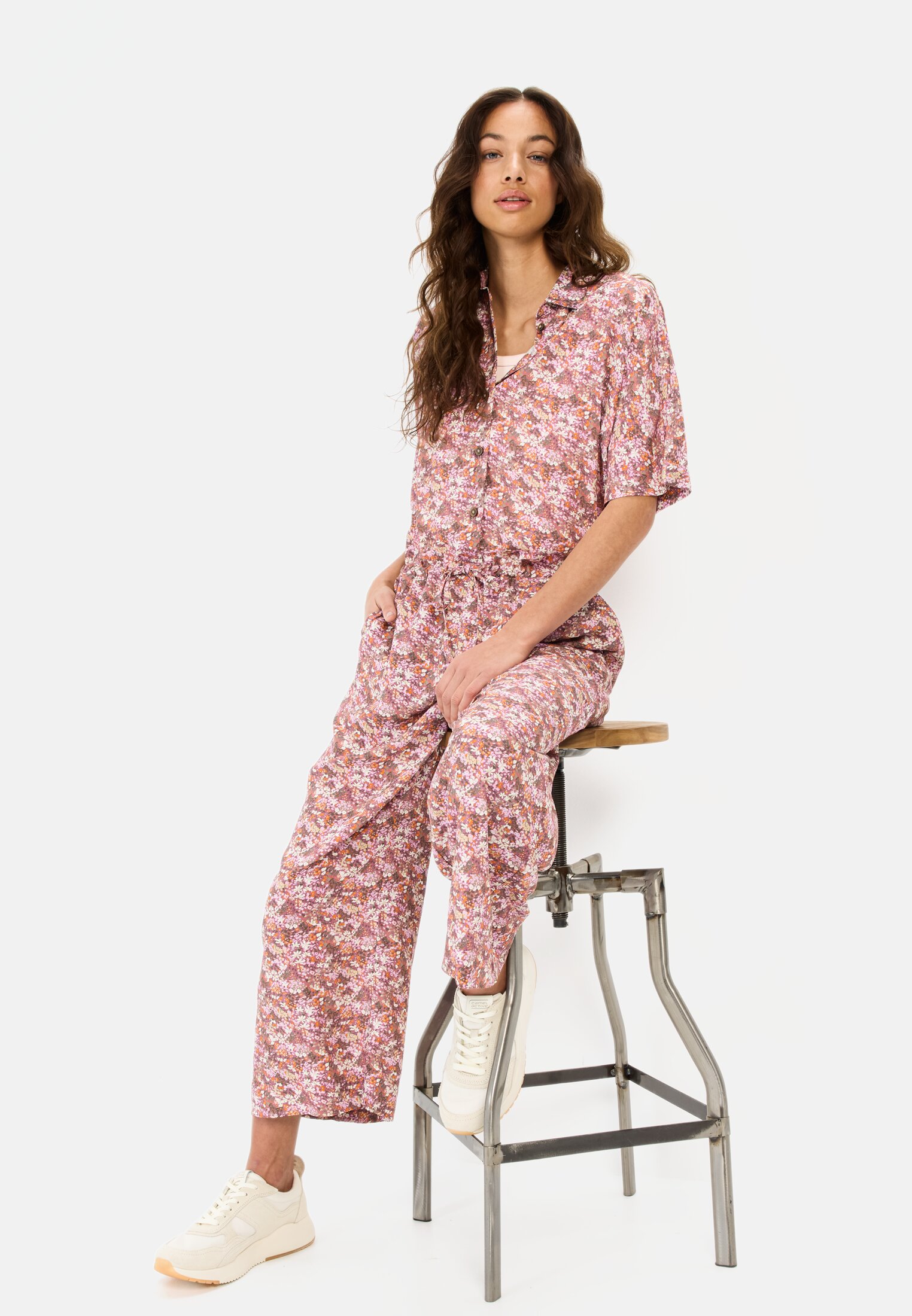 Women Jumpsuit made of viscose Red worn emotional