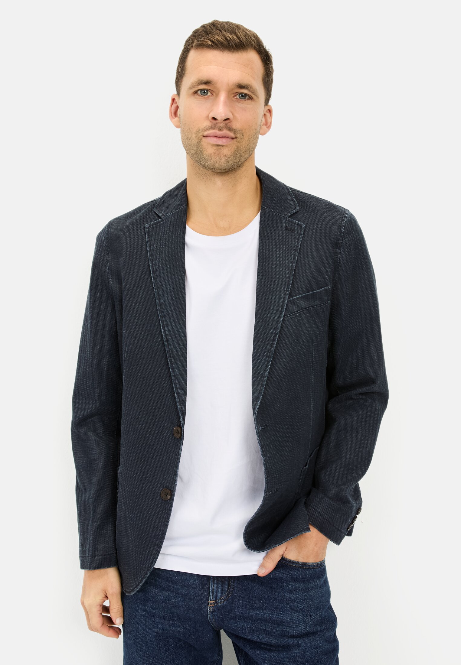 Men Casual blazer with 2-button closure Dark Blue worn front