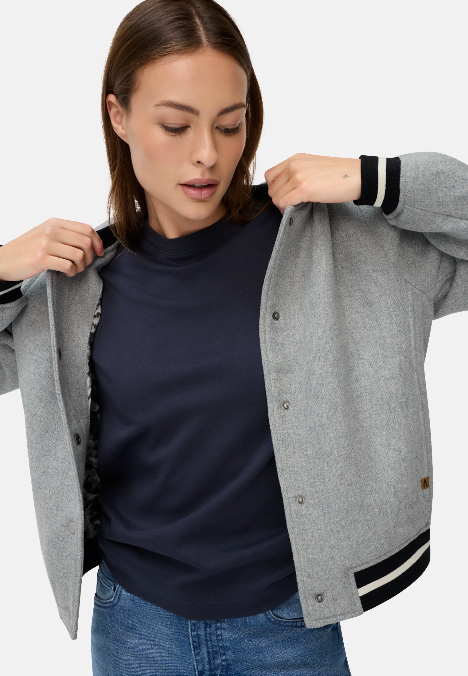 Women Indoor jacket with pockets Grey worn emotional