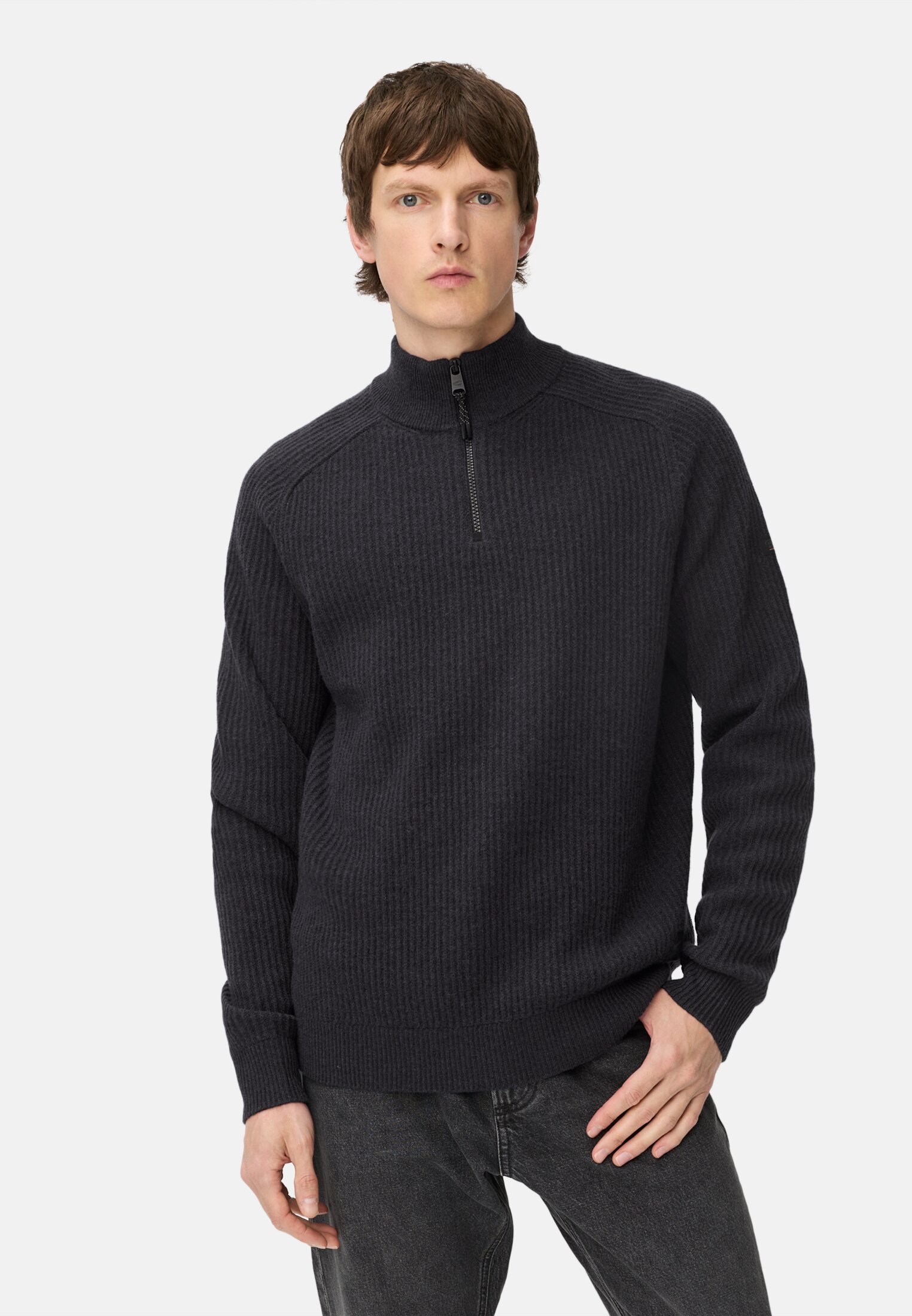 Men Knitted troyer made of pure wool Navy blue worn front