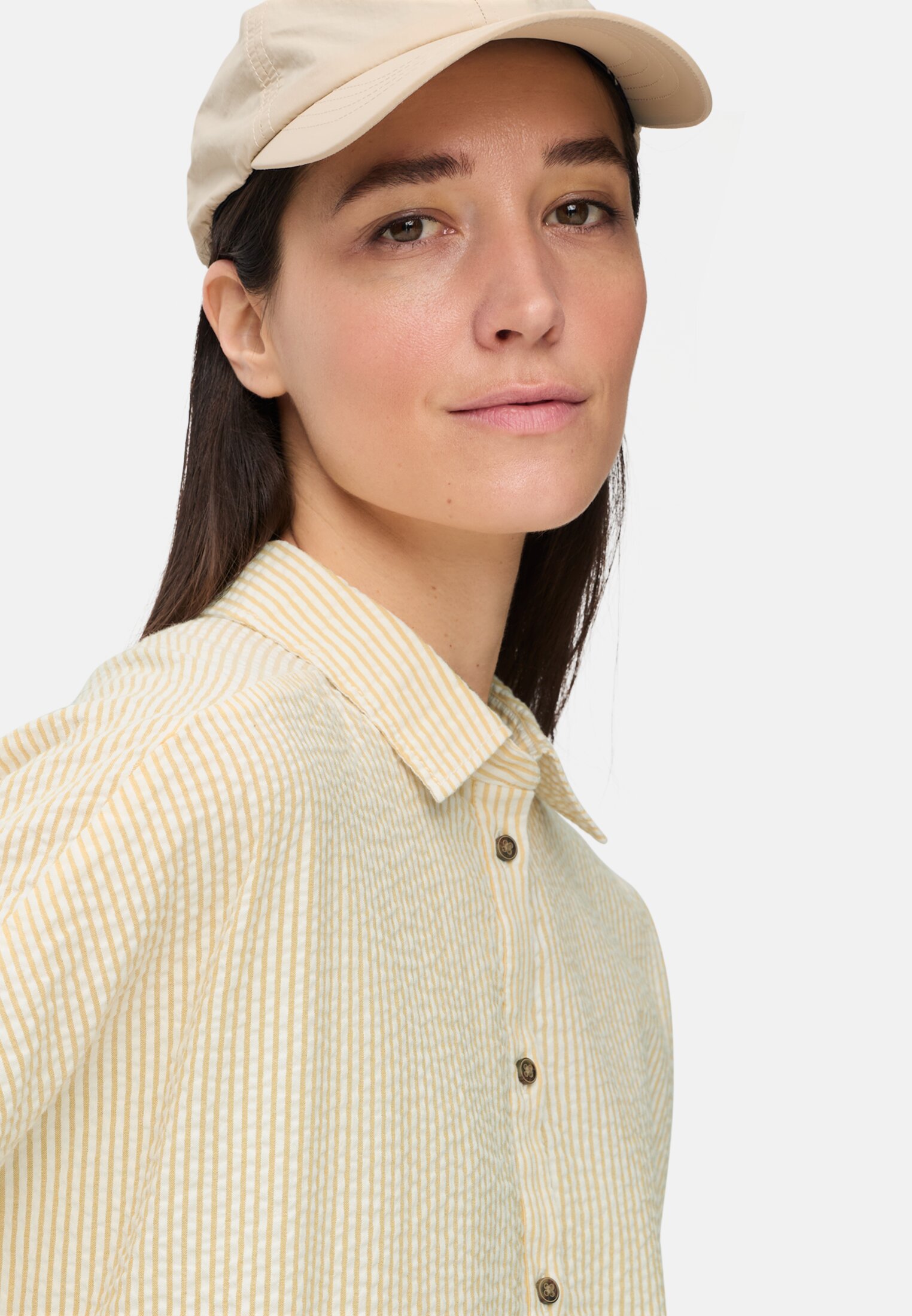 Damen Hemdblusenkleid mit Knopfleiste Gelb getragen detailliert nah