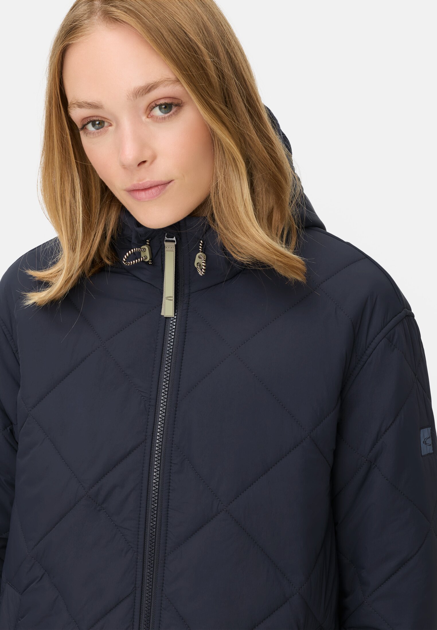 Women Water-repellent parka with two-way zip Dark blue worn detail close