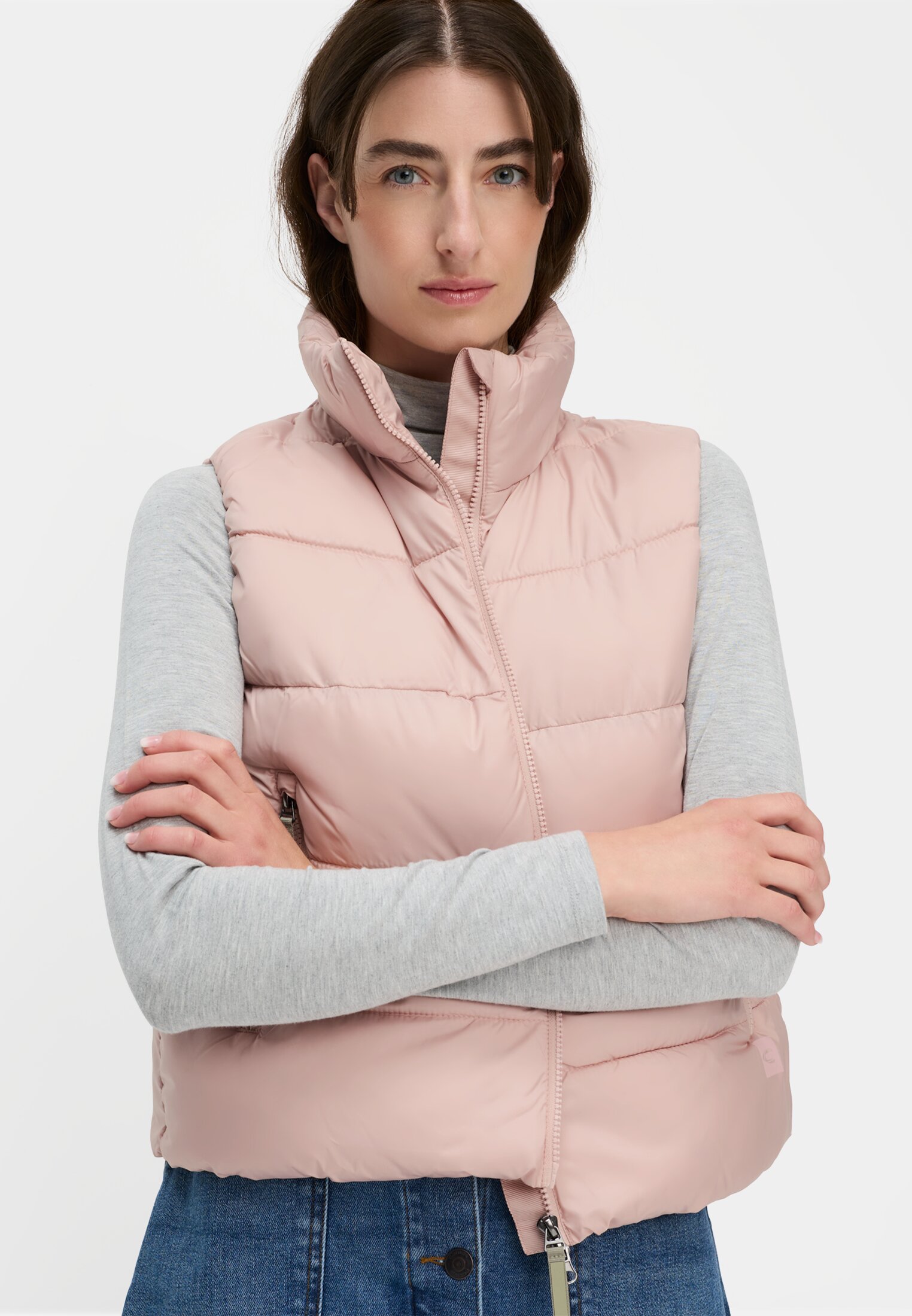 Women Quilted vest with 2-way zipper Roze worn emotional