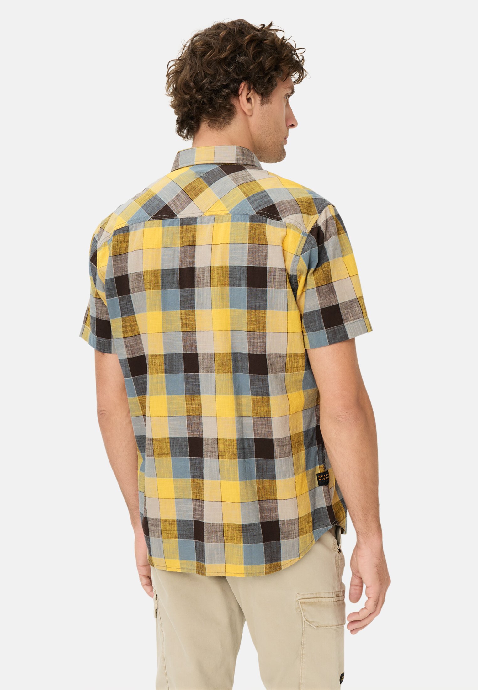 Heren Geruit overhemd van puur katoen Zonnegeel gedragen achter