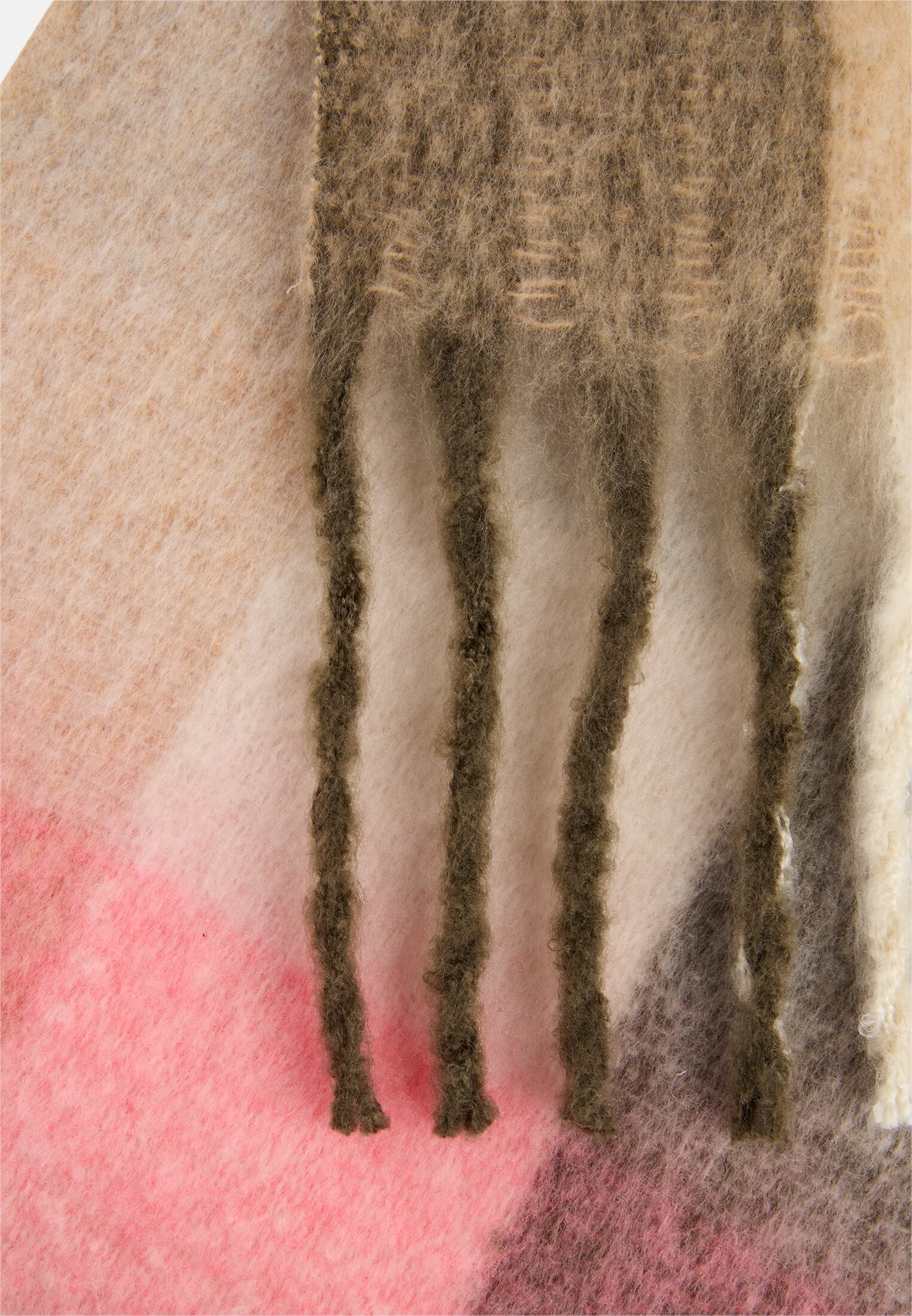 Women Scarf with fringes Berry front close