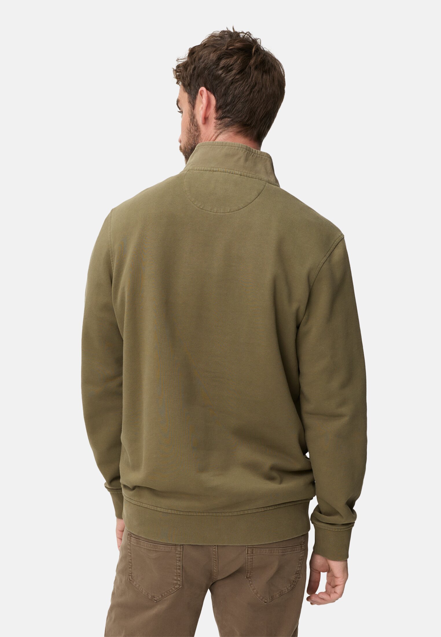 Herren Troyer mit reflektierenden Details Olivgrün getragen hinten