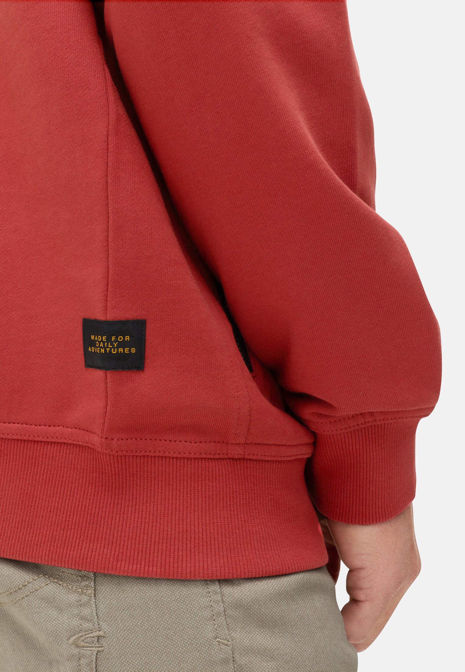 Heren Sweatvest with pockets Rot: Rood gedragen detail dichtbij  