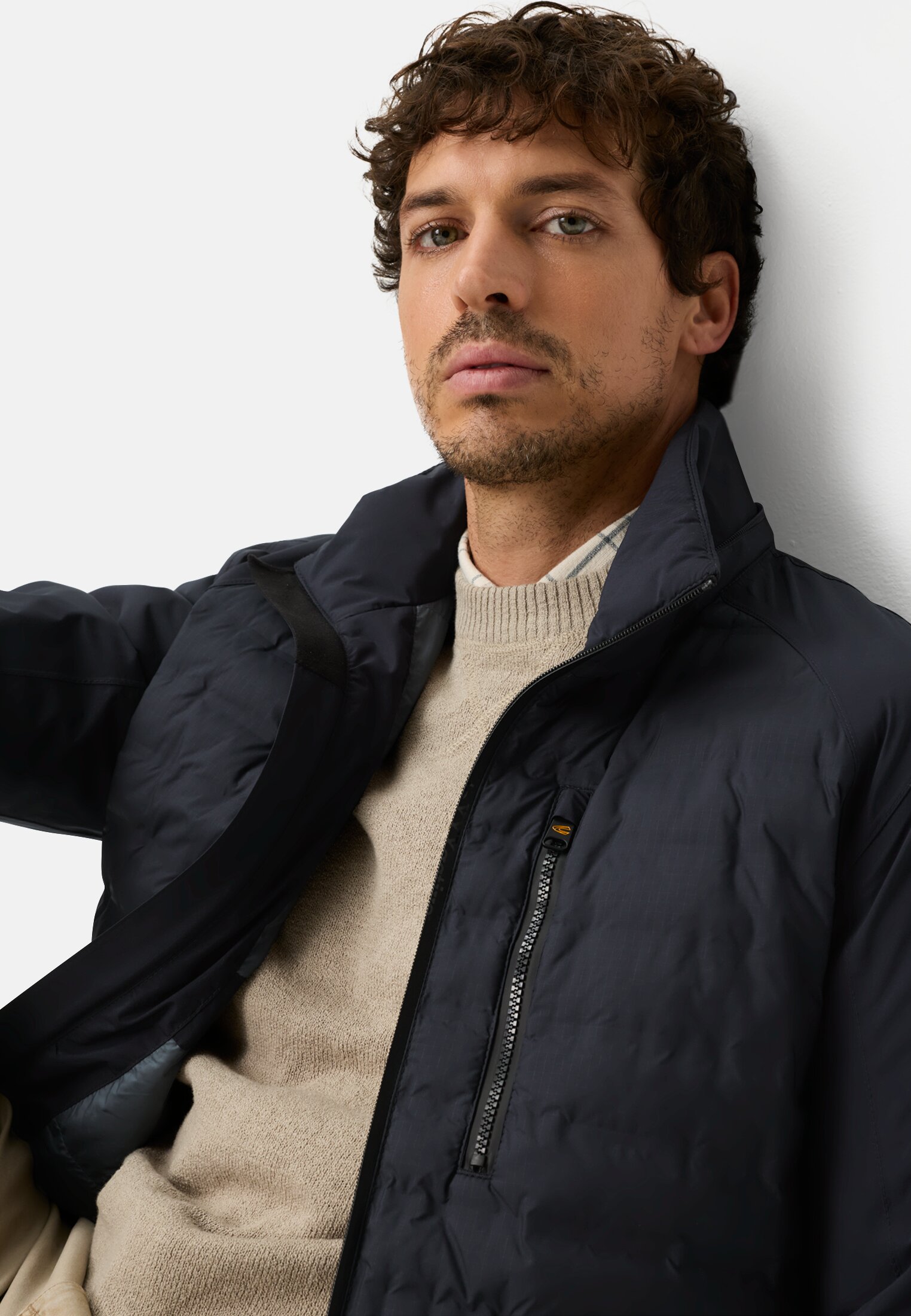 Heren teXXXactive® jas met afneembare capuchon Marineblauw gedragen emotional 