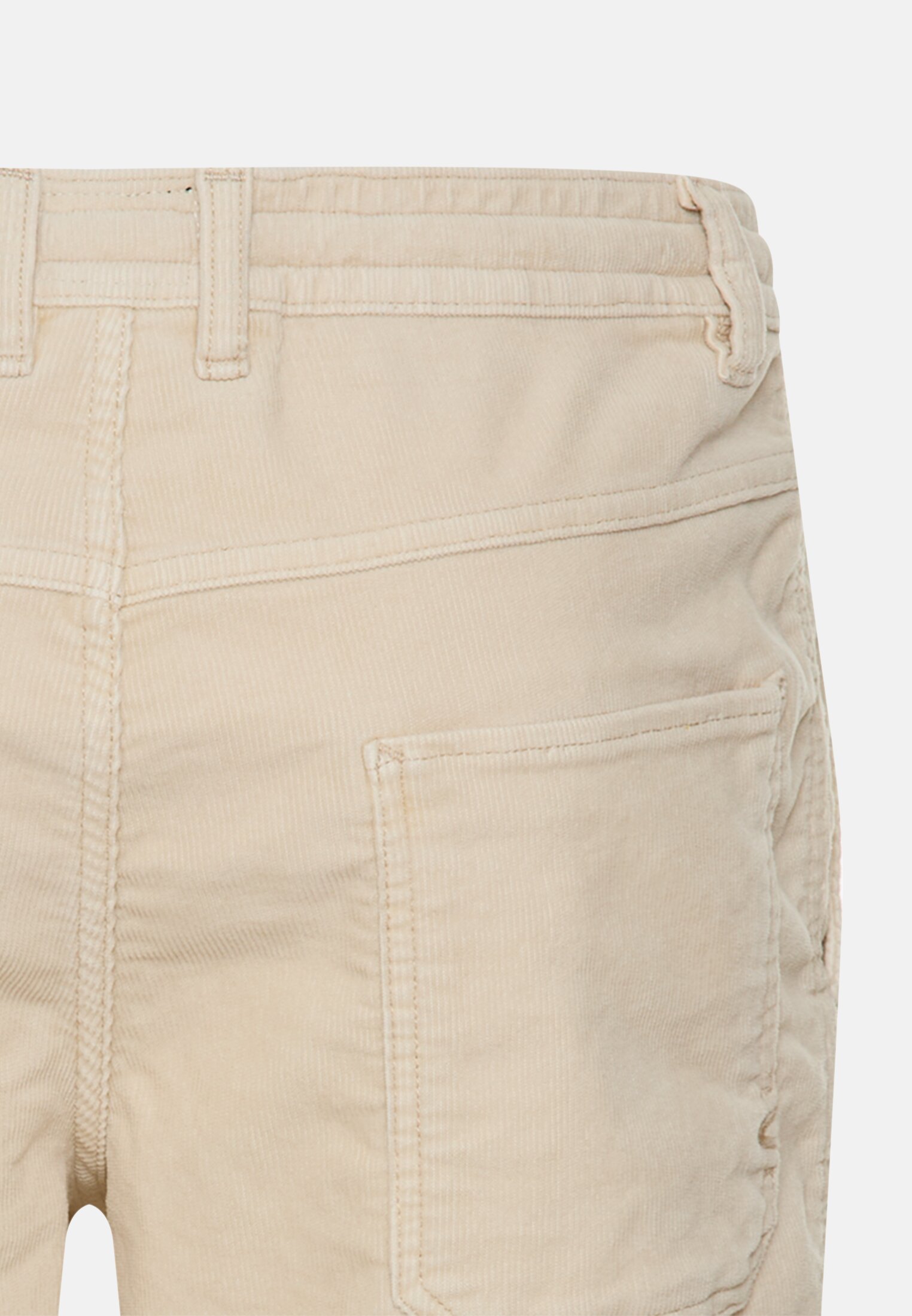 Men Relaxed fit shorts in cotton-polyester blend Oats close back