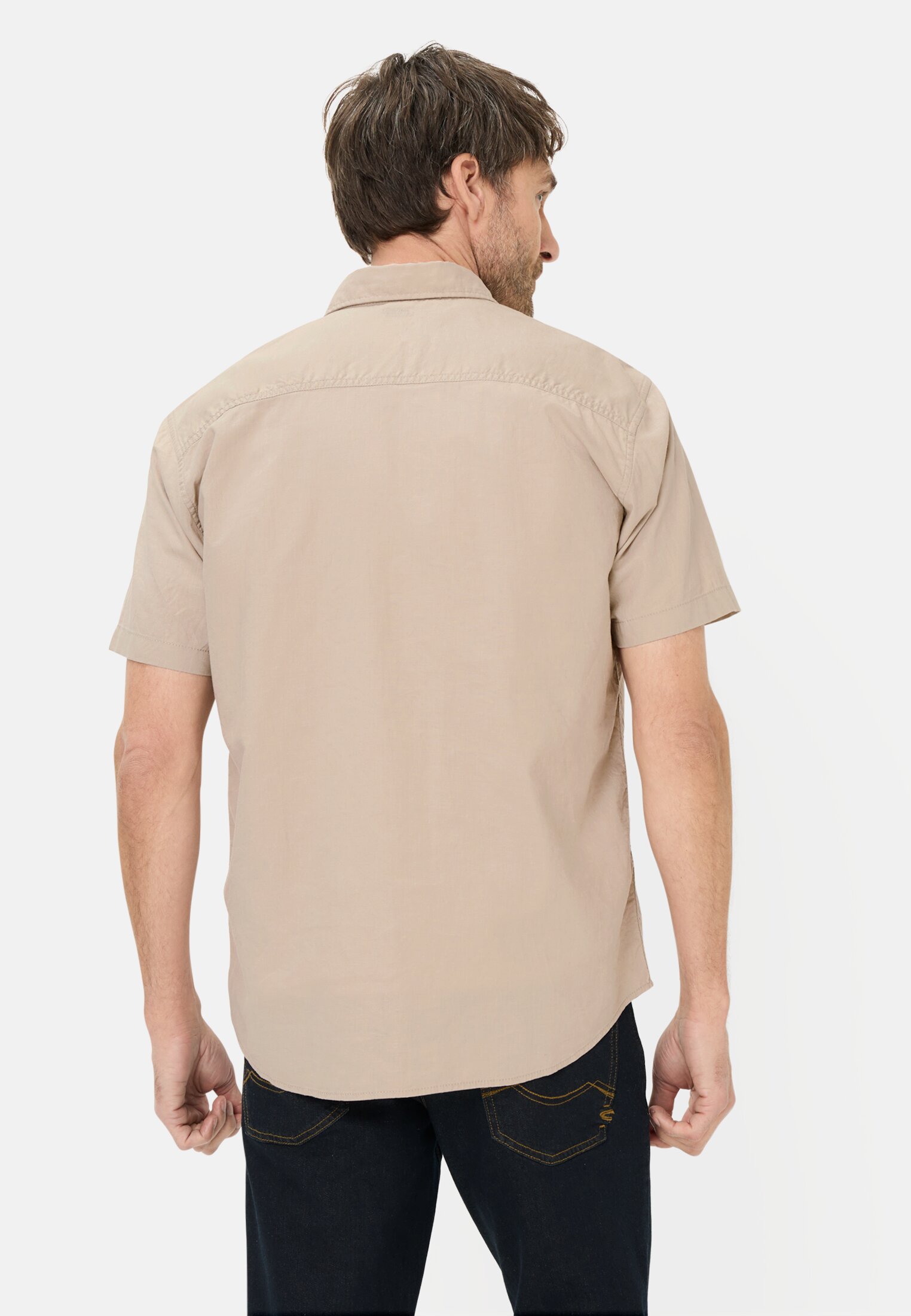 Heren Korte mouwen shirt van linnenmix Beige gedragen achter