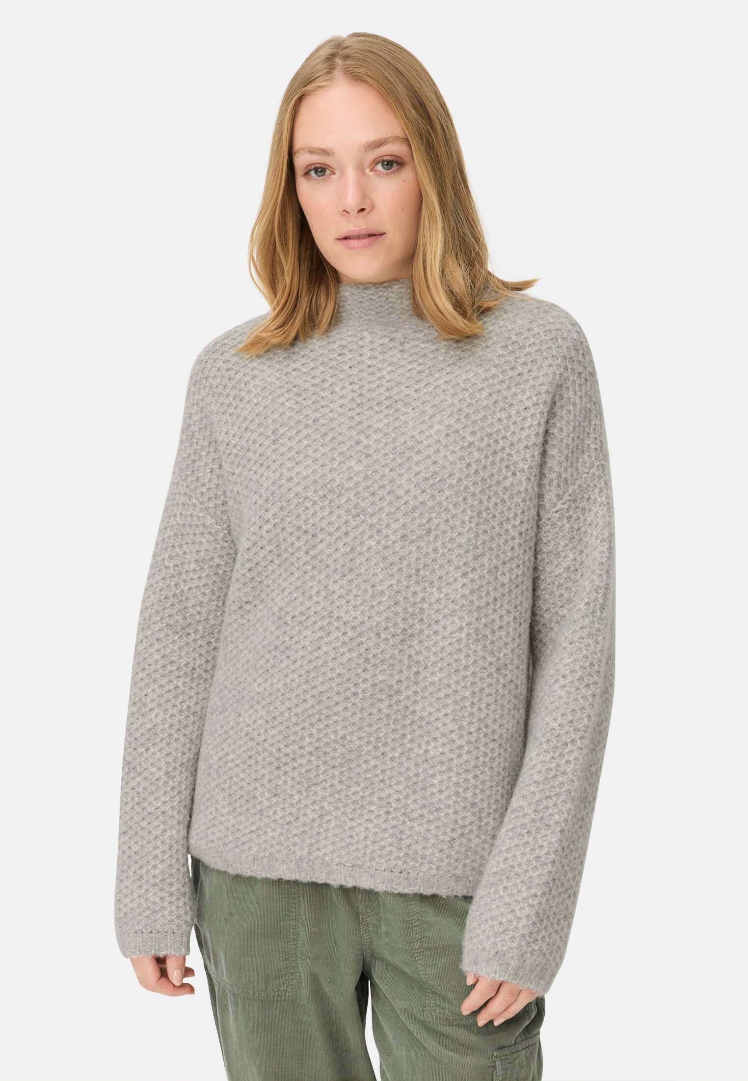 Women Knitted sweater with stand-up collar Gray worn front