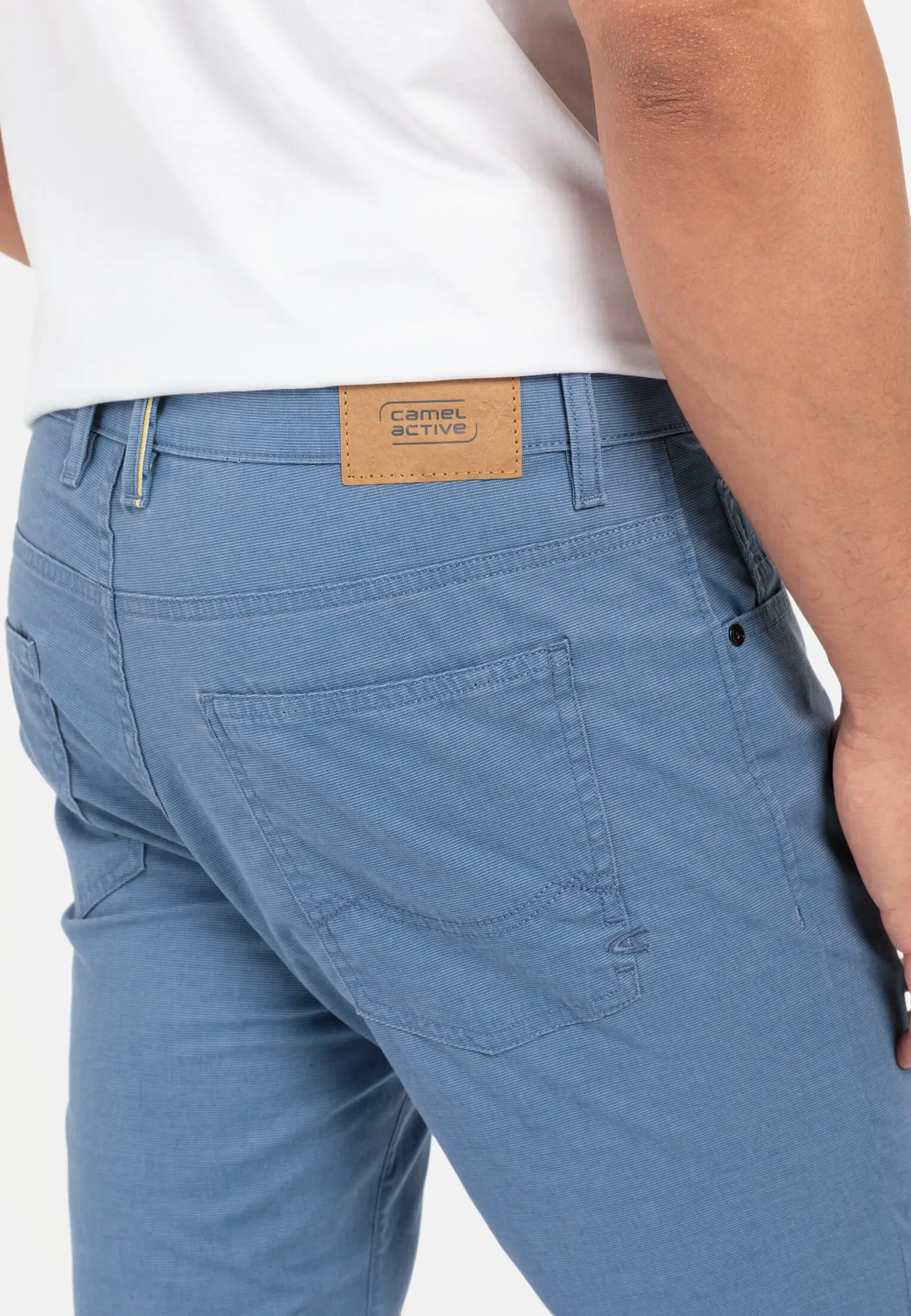 Relaxed Fit für Herren in Blau | 42/30 | camel active