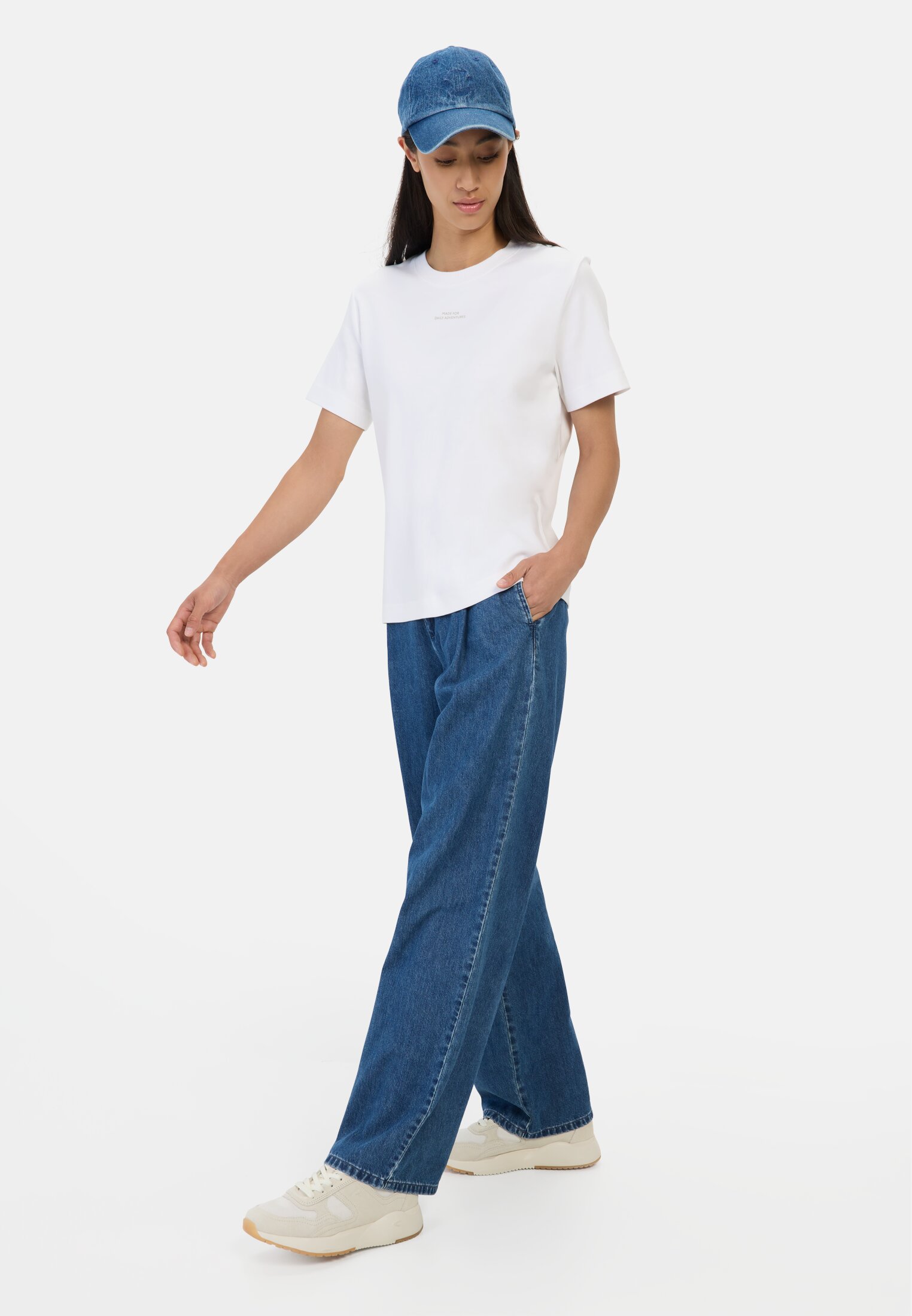 camelactive_T-Shirt_Bright_White_309681-5T73-01_M3 Women T-shirt made from organic cotton White worn front full body