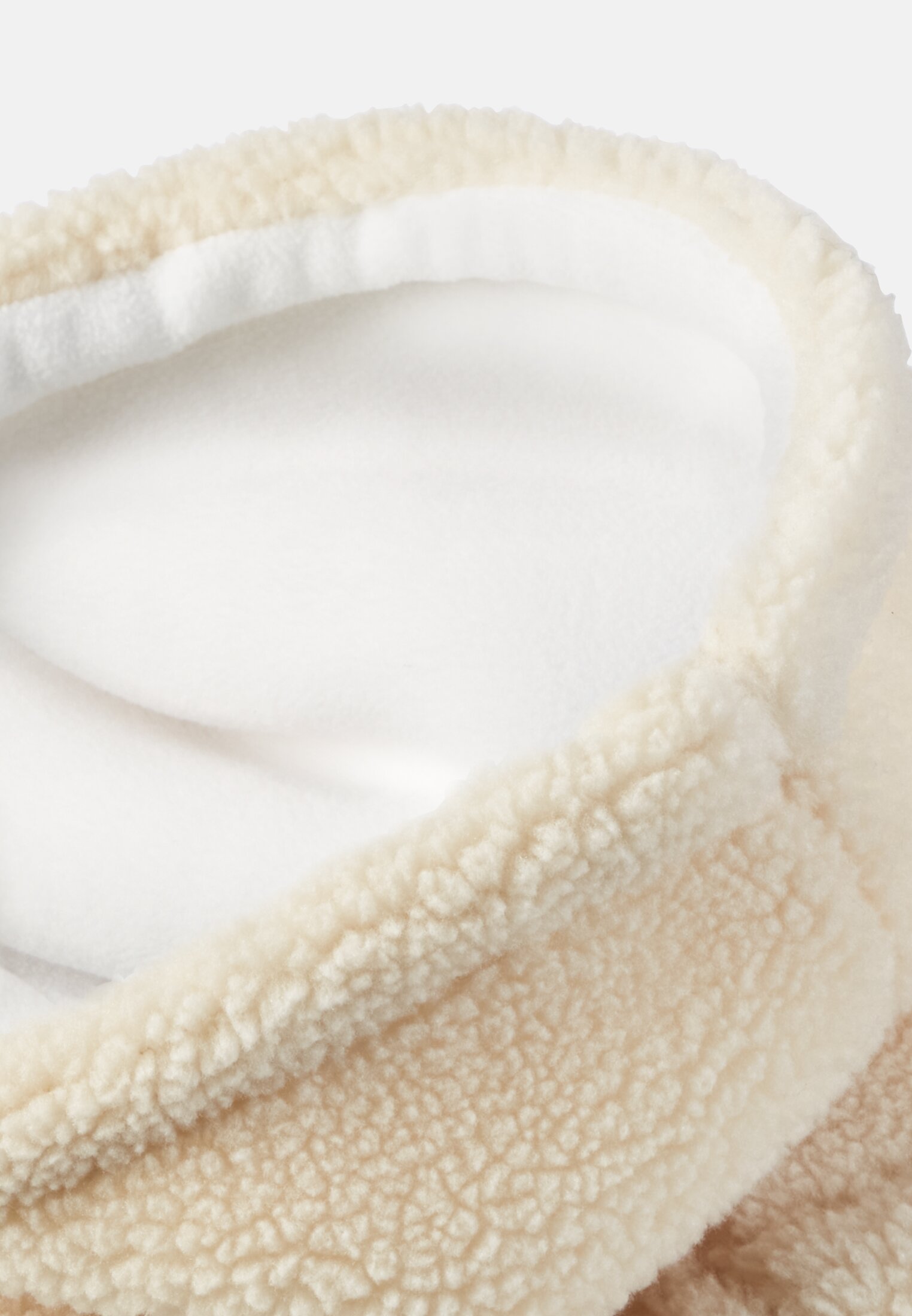 Damen Tunnelschal aus weichem Polyester Beige vorne nah