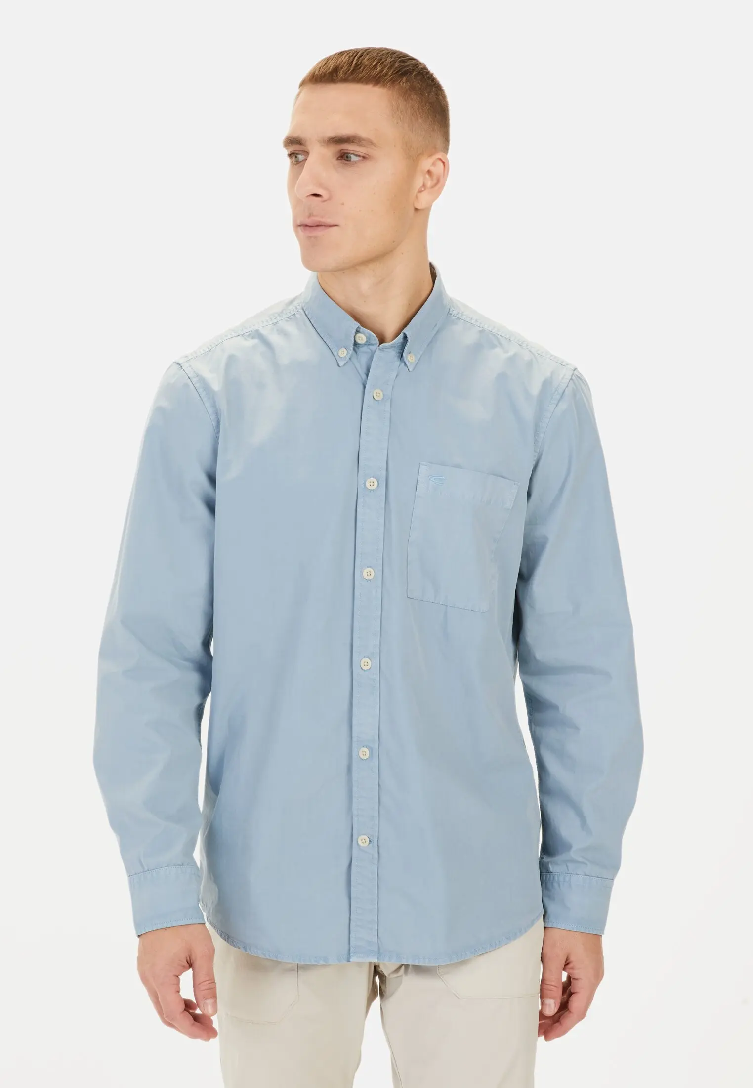 Men Cotton shirt with chest pocket Blue worn front