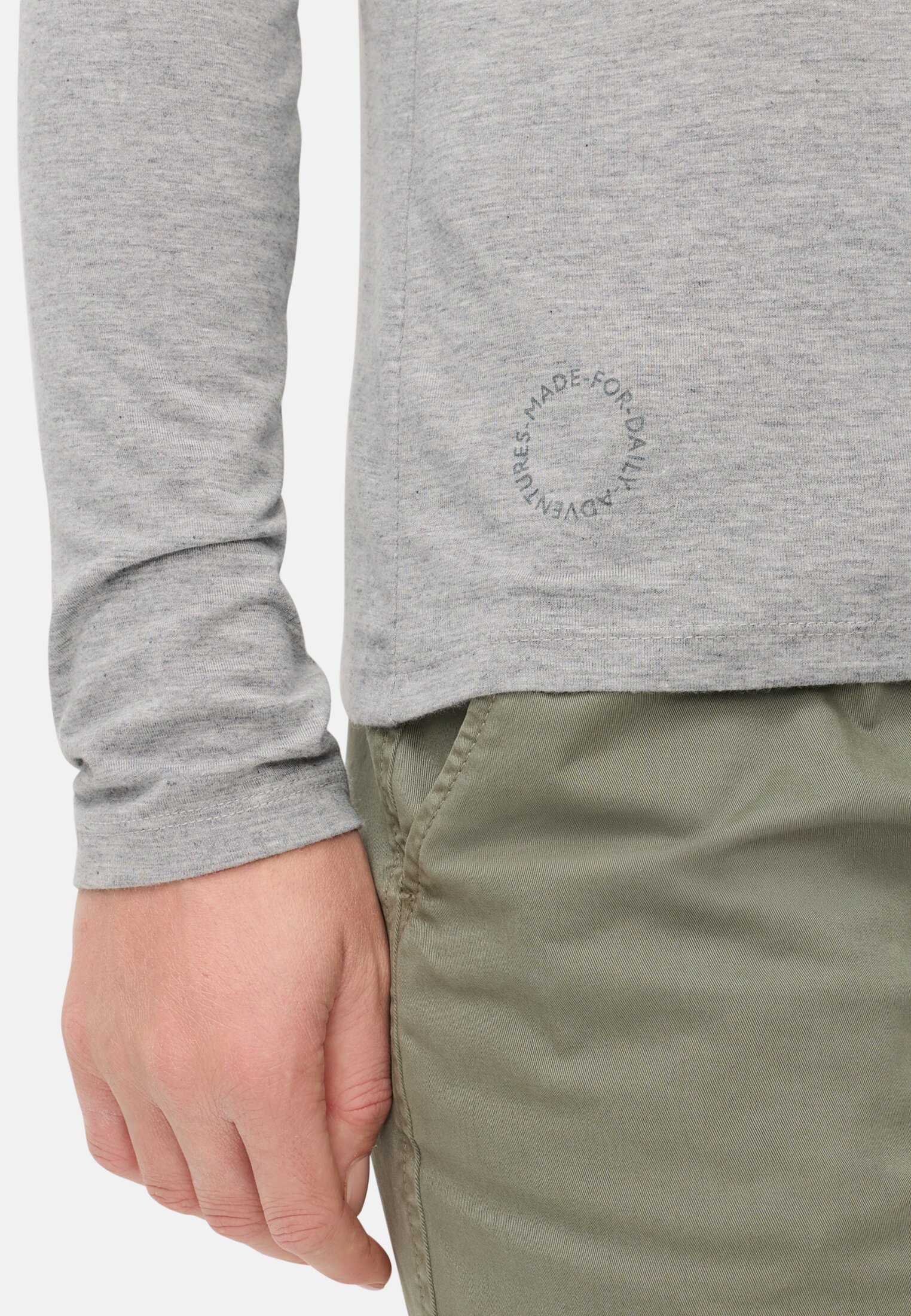 Women Long-sleeved shirt with stand-up collar Gray worn detail close