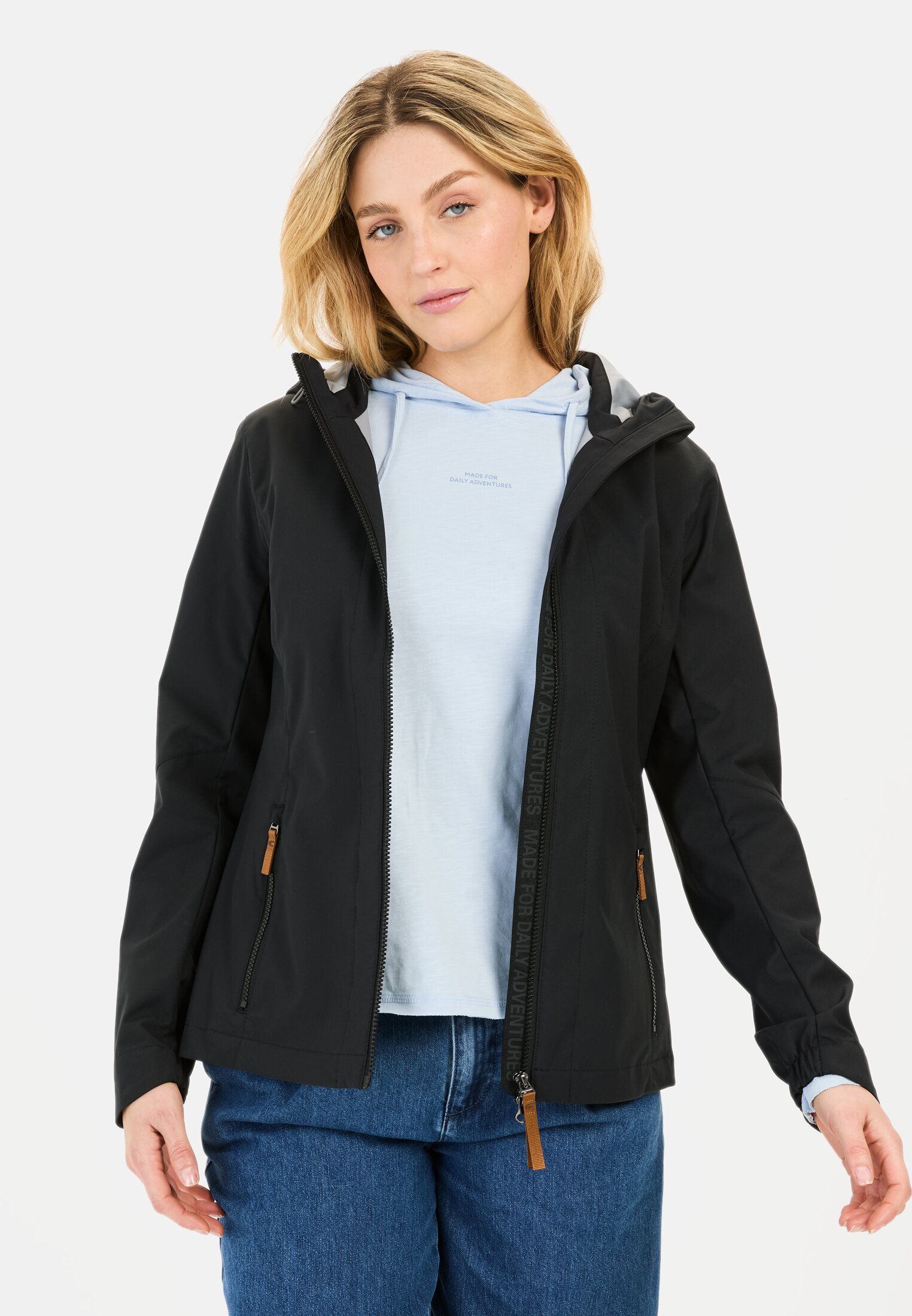 Women Softshell jacket made from recycled polyester Black worn front