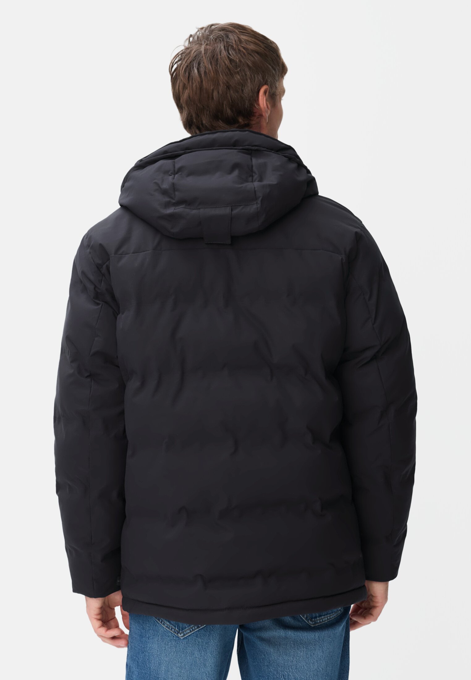 Herren teXXXactive® Funktionsjacke mit versiegelten Nähten Dunkelblau getragen hinten