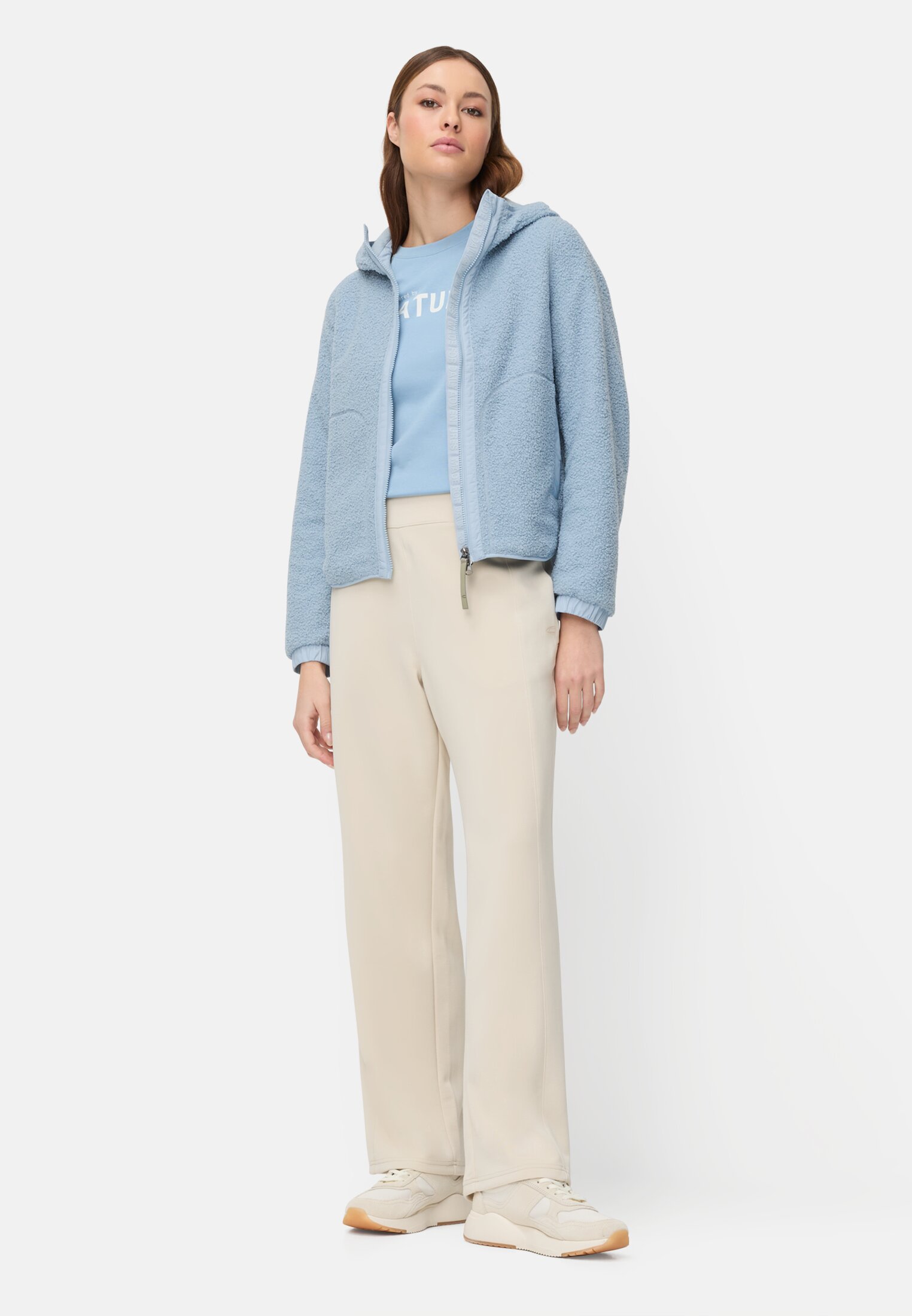 Damen Polar-Fleecejacke mit fester Kapuze Hellblau getragen vorne Ganzkörper