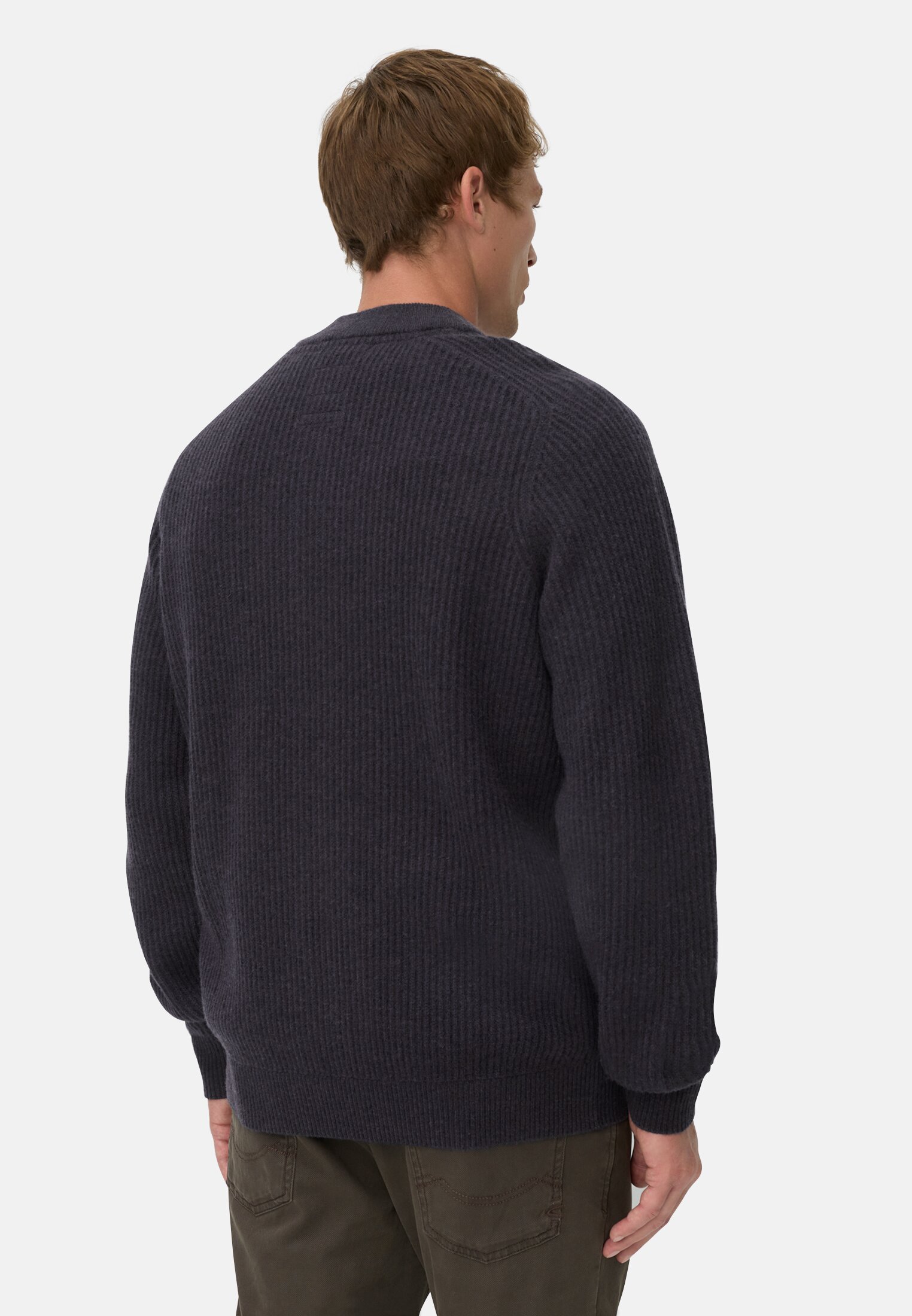 Heren Wollen kardigan Marineblauw gedragen achter