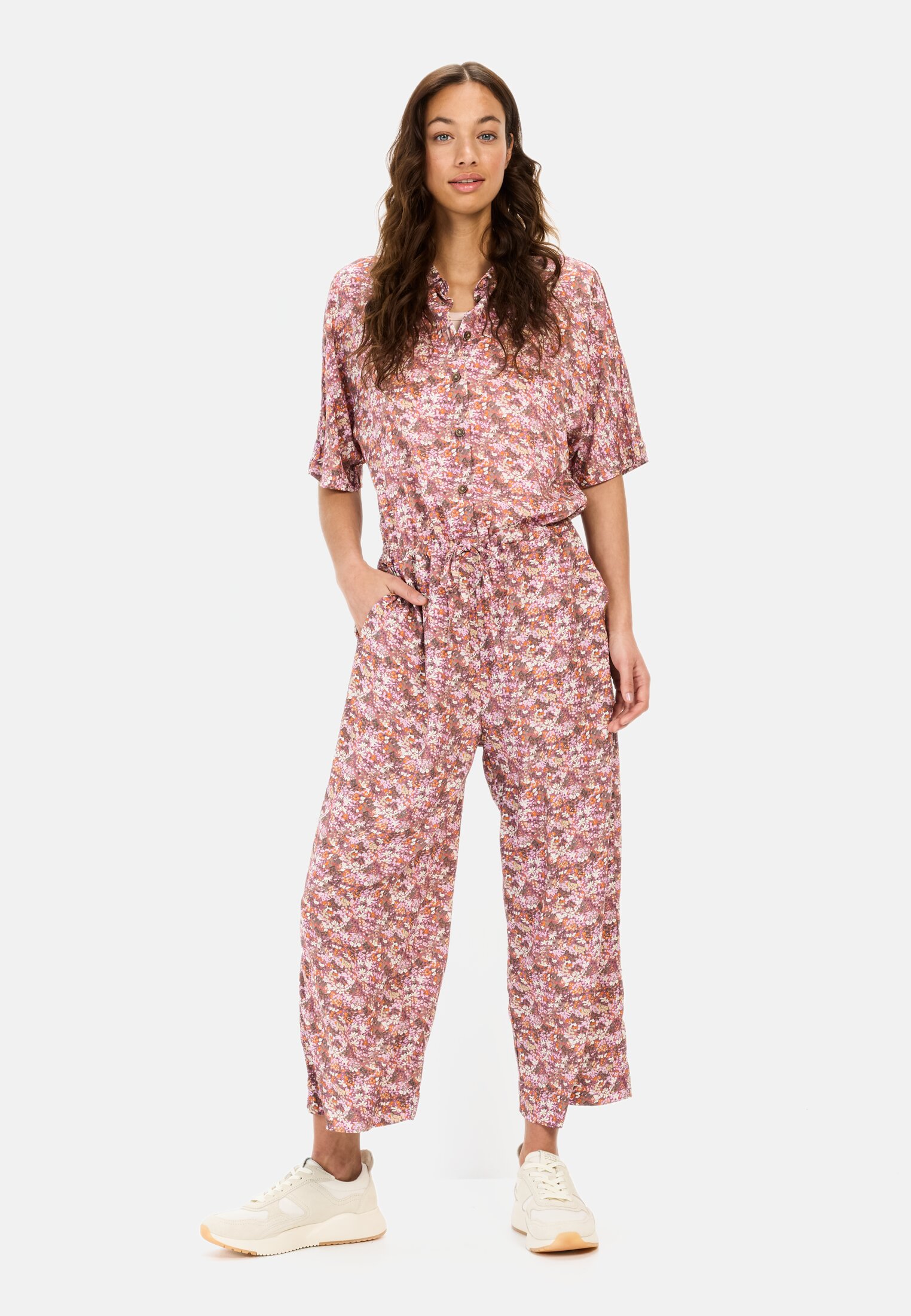 Women Jumpsuit made of viscose Red worn front