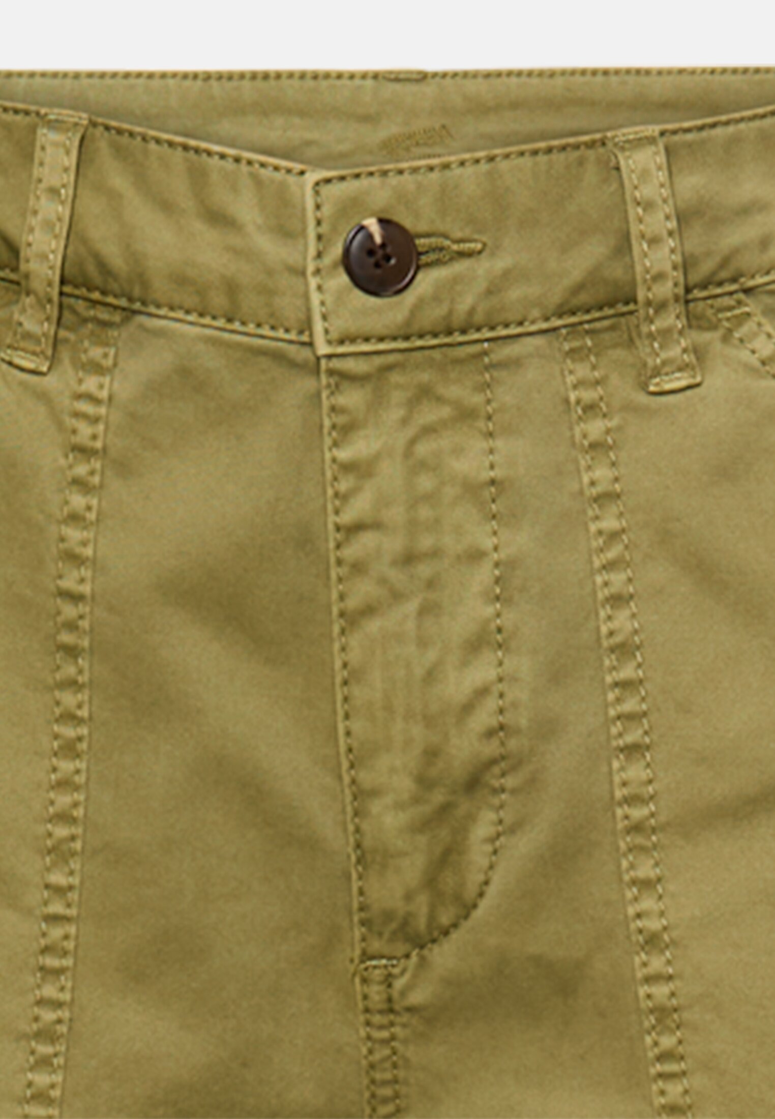 Women Cargo pants made of cotton mix Olive front close