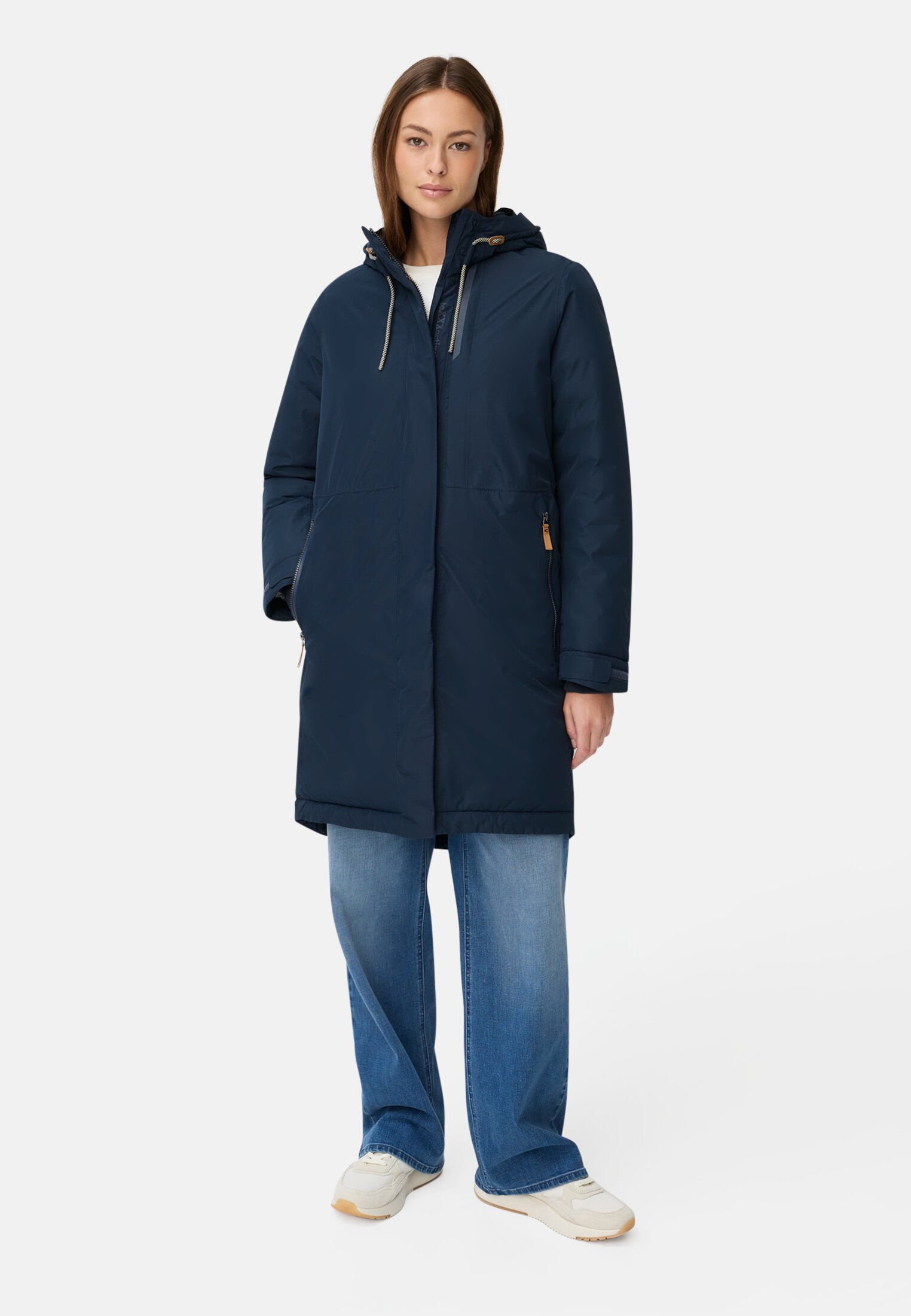 Damen teXXXactive® Funktionsmantel aus recyceltem Polyester Nachtblau getragen vorn