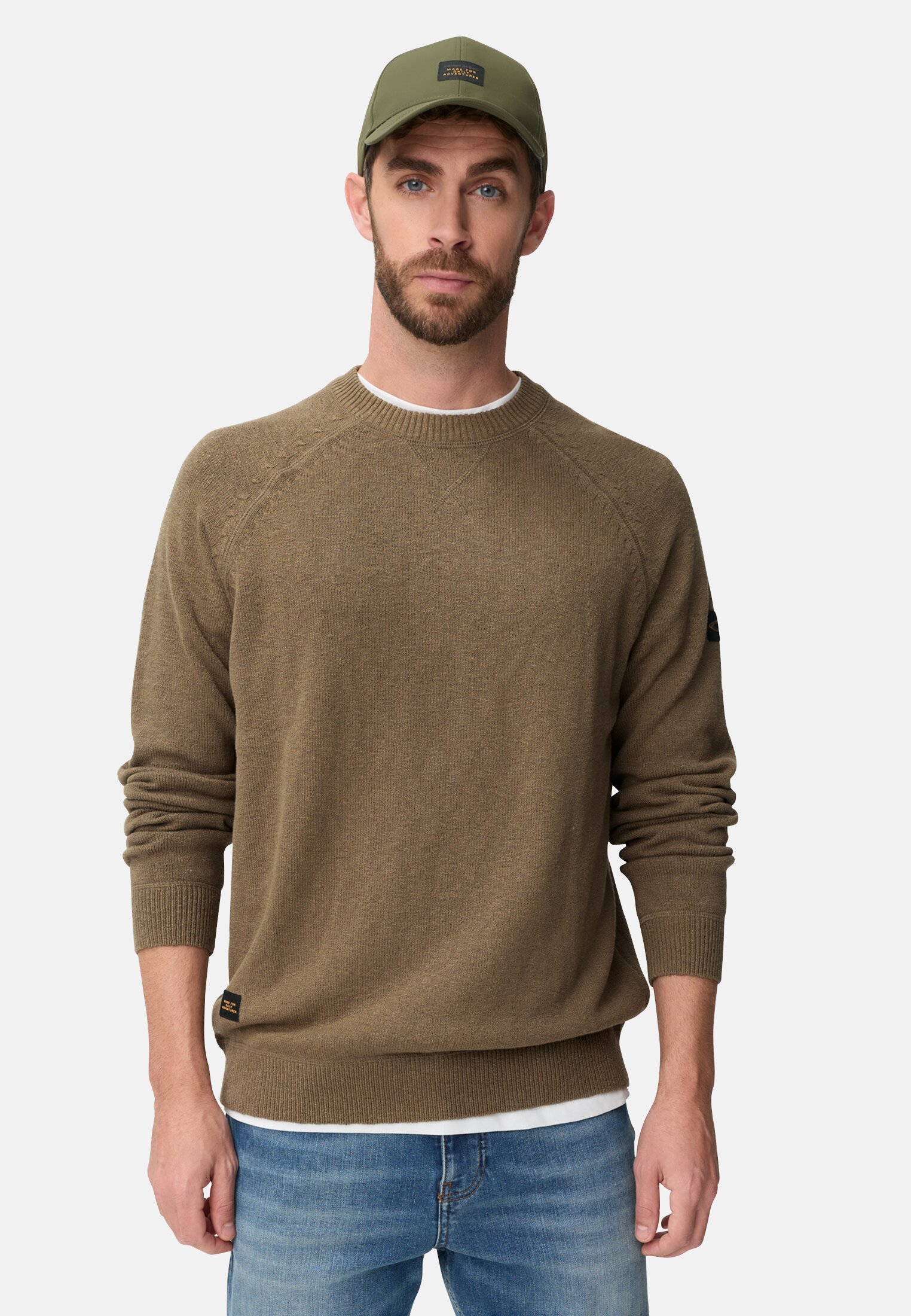 Men Pullover with crew neck Olive Green worn front